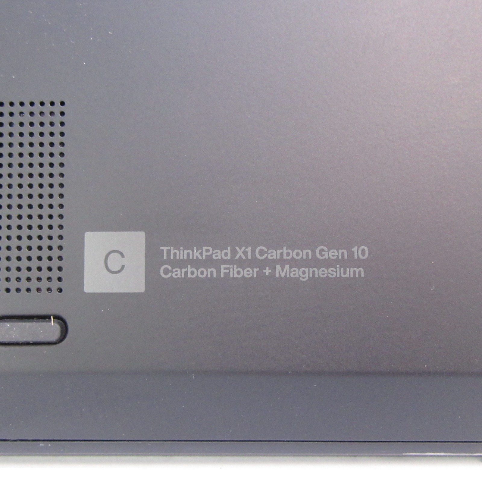 Lenovo Thinkpad X1 Carbon Gen 10 14″ TOUCH i7-1270P 16GB DDR5 128GB SSD T12-C8