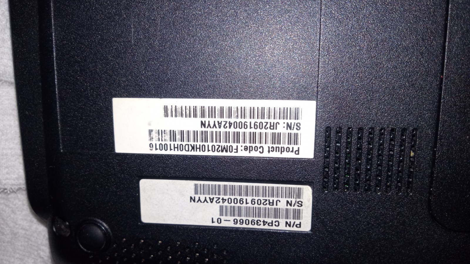 Fujitsu M2010 Series Purple Windows 7 Starter Netbook Laptop Computer