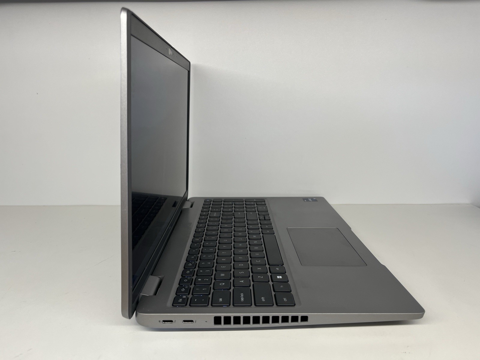 DELL LATITUDE 5540 I5-1345U 15.6″ 8-32GB RAM(config) 512GB NVMe Win11 Pro Touch
