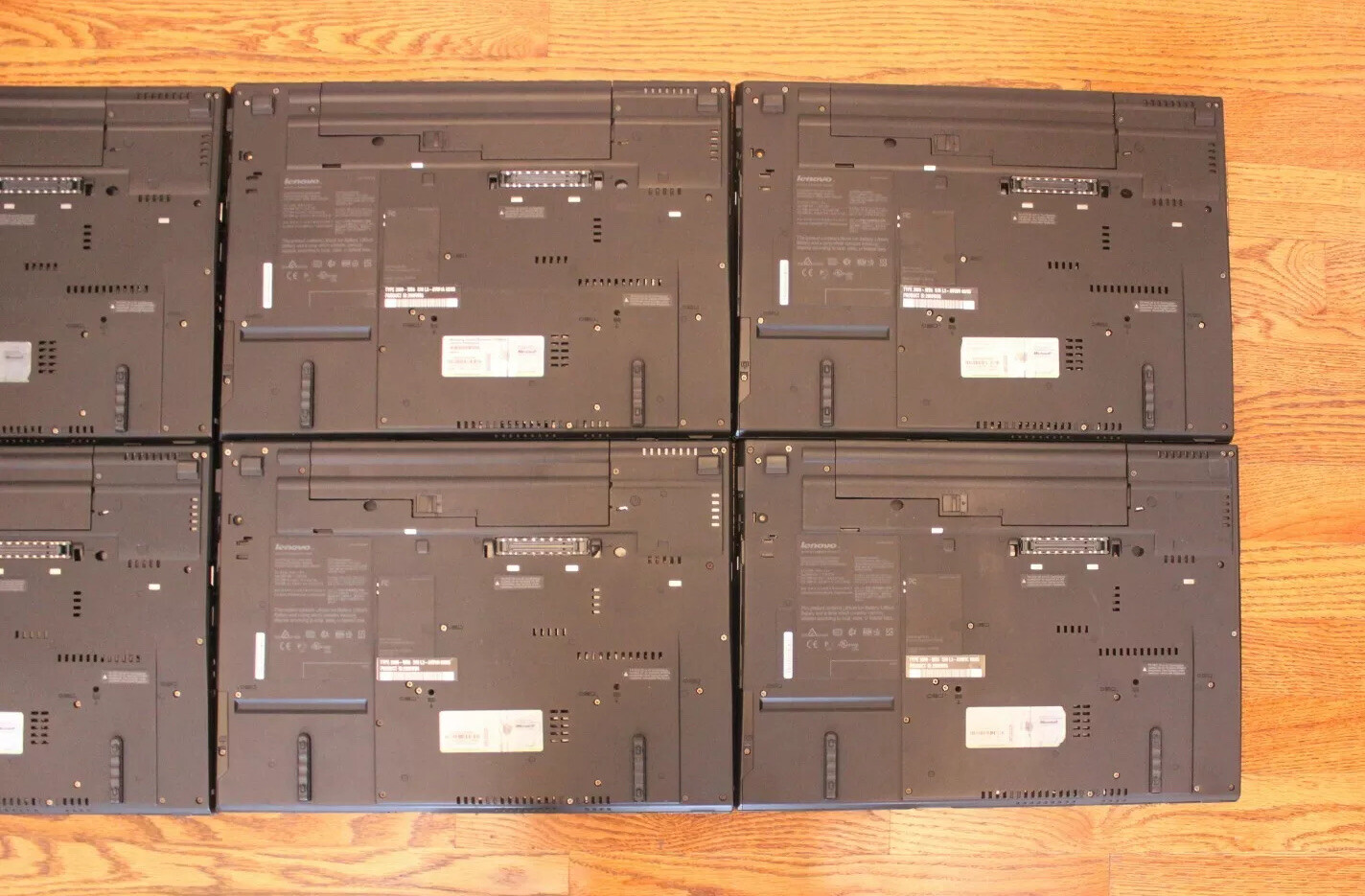 ThinkPad T500 4 GB/320 GB HDD/15″ screen/ Windows XP Pro. Ready to Use