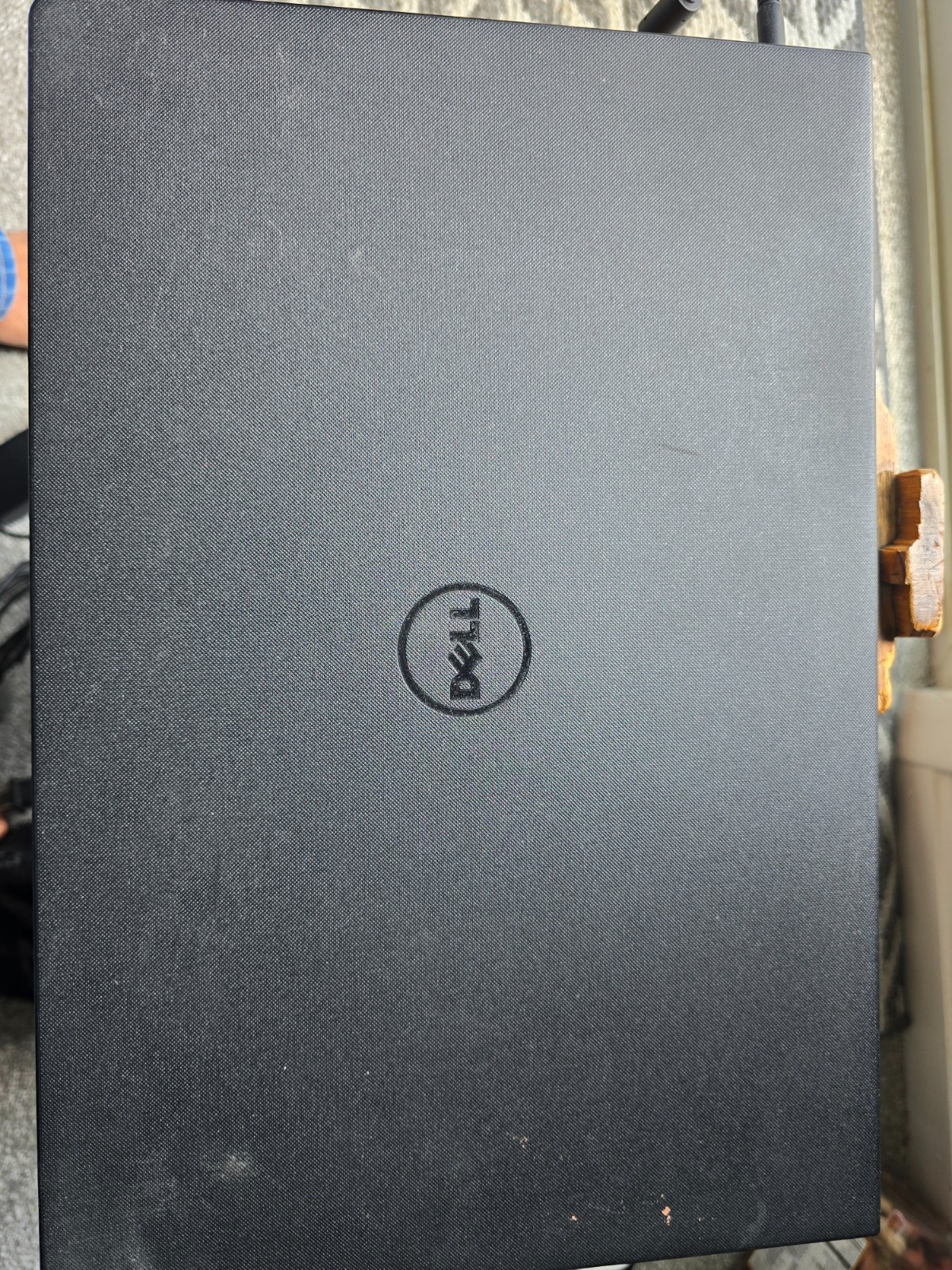DELL Inspiron 5566 15.6″ Laptop – Intel i3-7100U 2.40GHz 8GB RAM 120 GB HD
