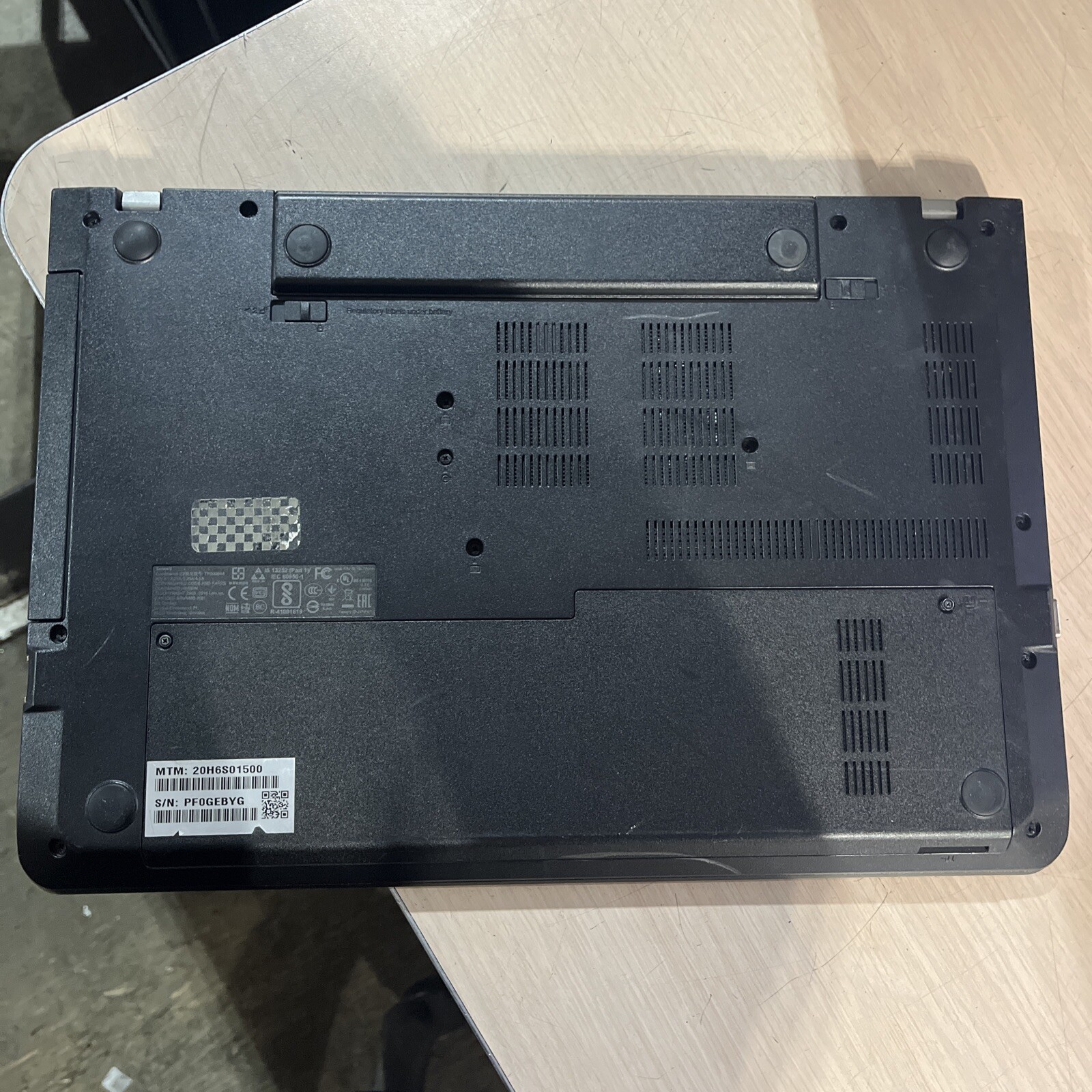 THINKPAD LENOVO E570 INTEL CORE I5 7TH GEN 8GB RAM NO HD +