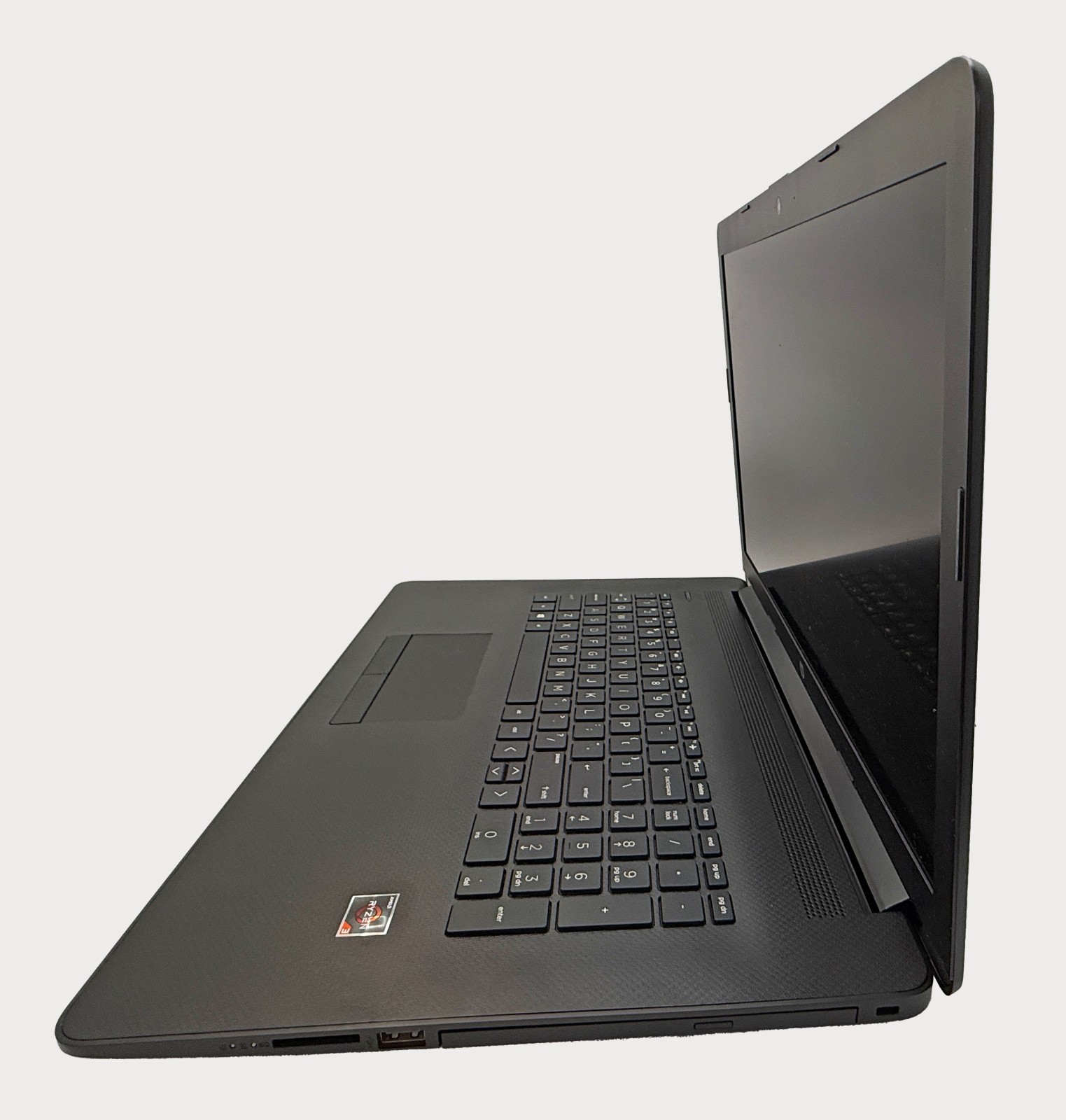 HP 17z – CA100 AMD Ryzen 3 3200u 8GB RAM 128GB SSD NO BATTERY Windows 10 PRO
