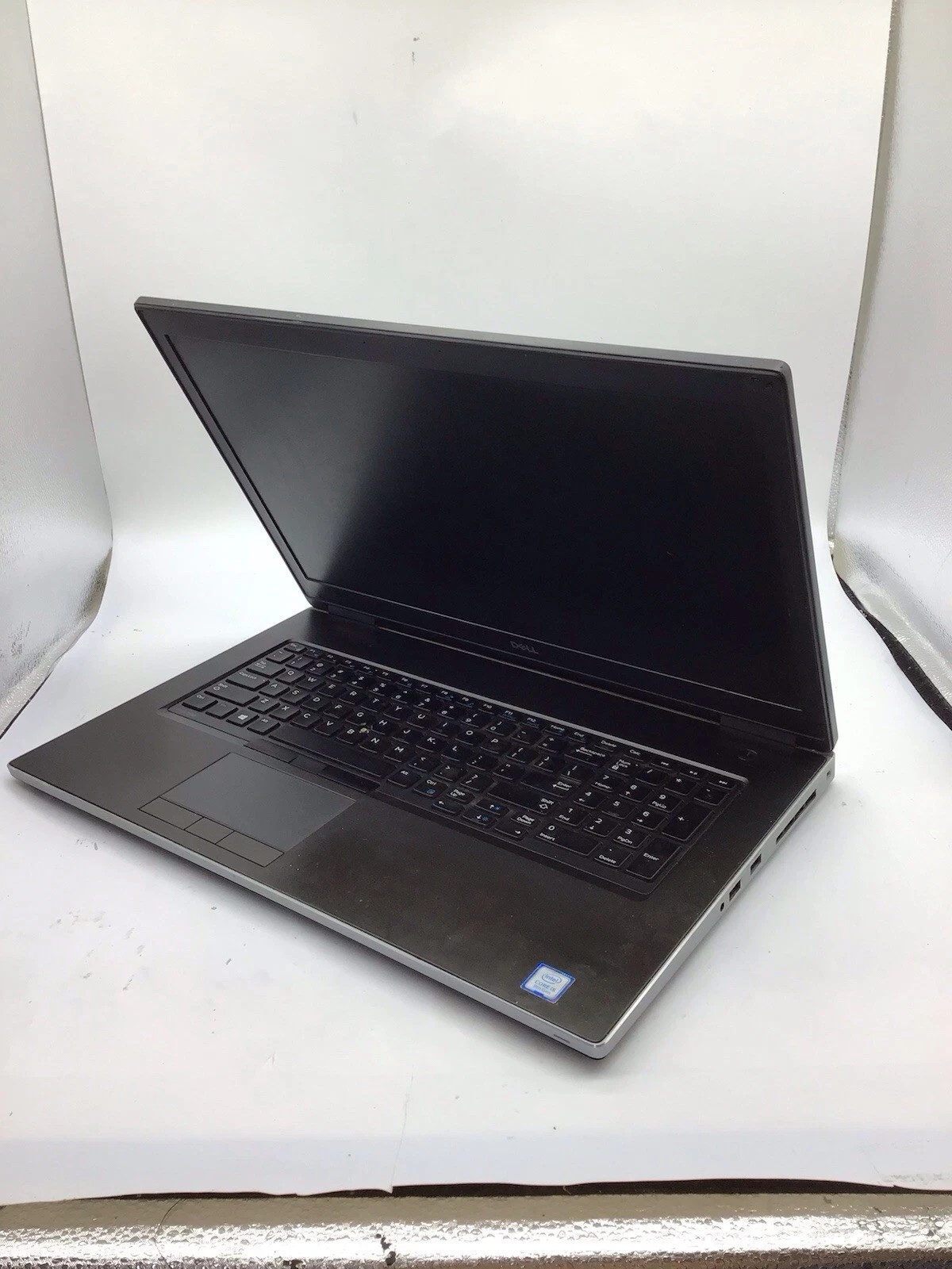 Dell Precision 7740 i7-9850H 32GB 512 NVMe RTX 3000 Win 11 Office 365