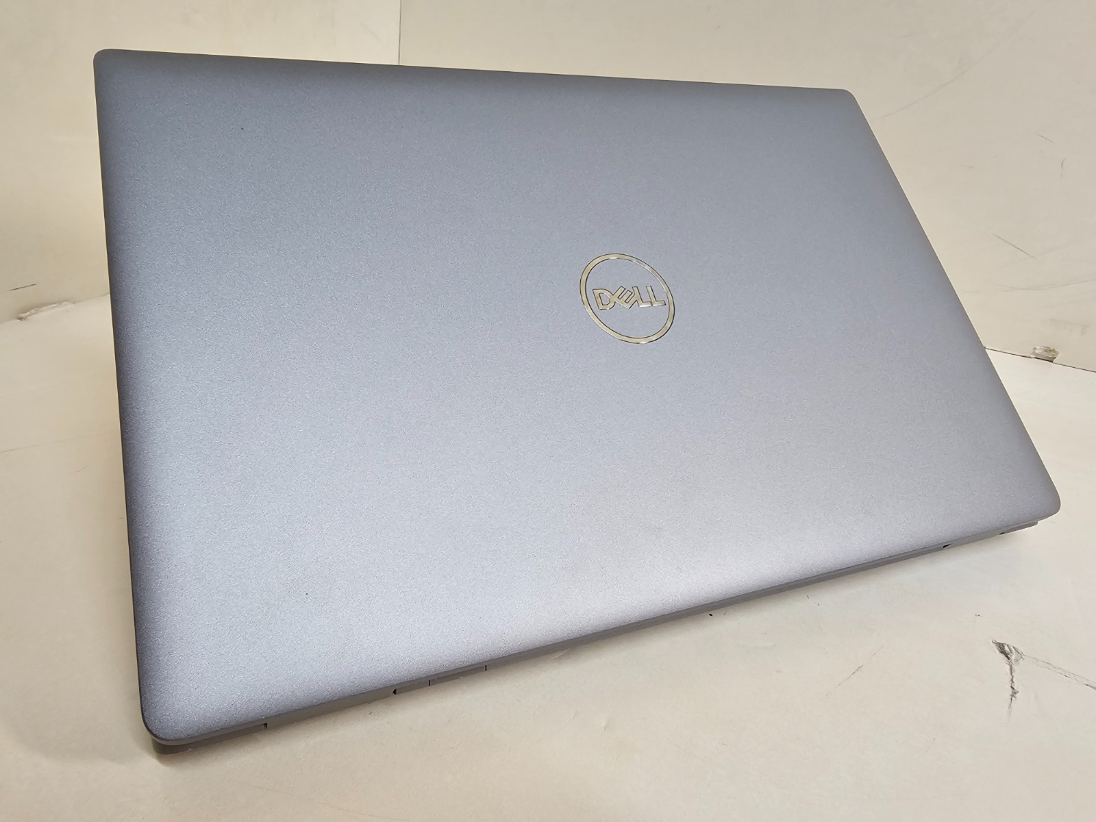 Dell Latitude 5530 Laptop i5-1235u 16GB 512GB 15.6″ Touchscreen – Dell Wty 12/26