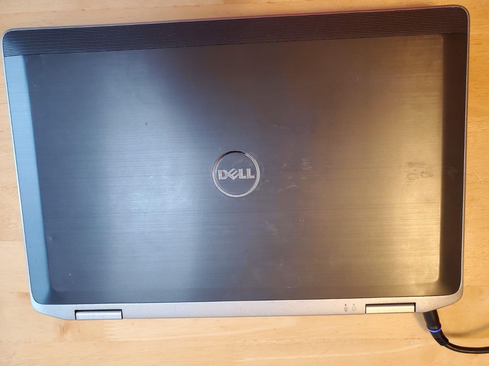Dell Latitude E6320 | 250GB HDD | Intel Core i5 | Linux Mint | Ready to Use!