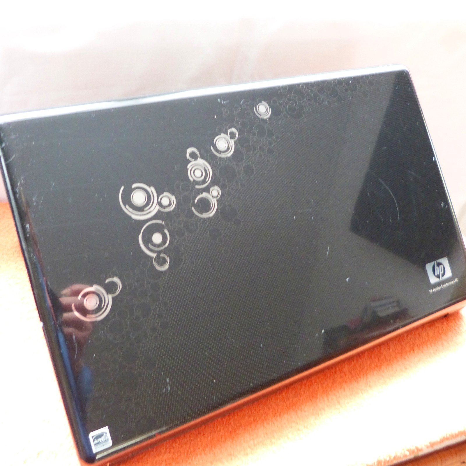 HP DV8 18″ MONSTER Bolide Cinema FULLHD l 1TB SSD Windows 11 l QUAD i7 BLURAY