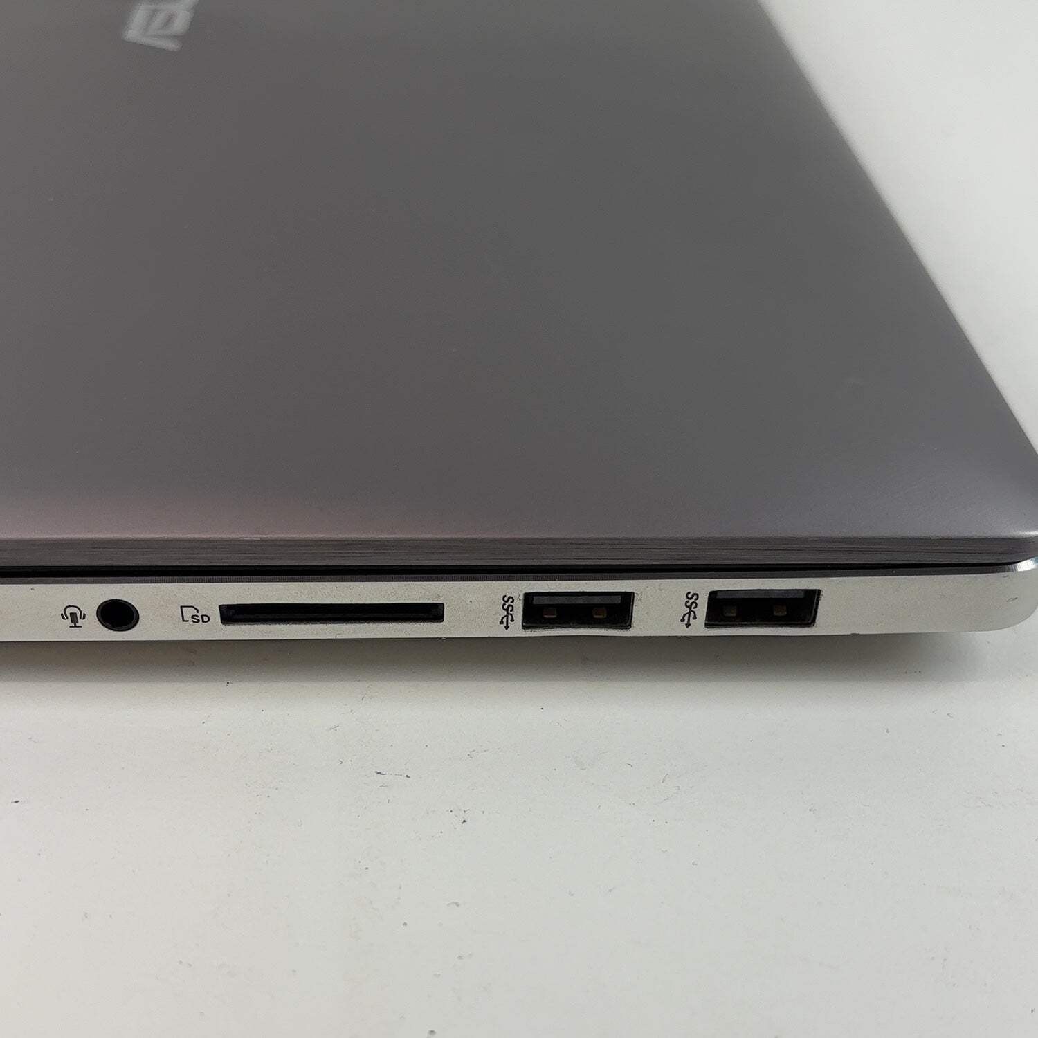 Asus Notebook N501VW 15.6″ i7-6700HQ 2.6GHz 16GB RAM 512GB SSD GeForce GTX 960M