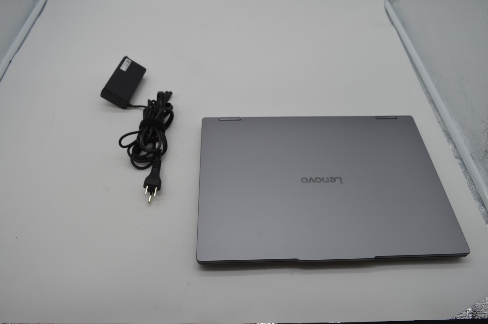 Lenovo IdeaPad 5i 16″ Touch Intel Core Ultra 5 225U 16GB 512GB SSD PC1309716