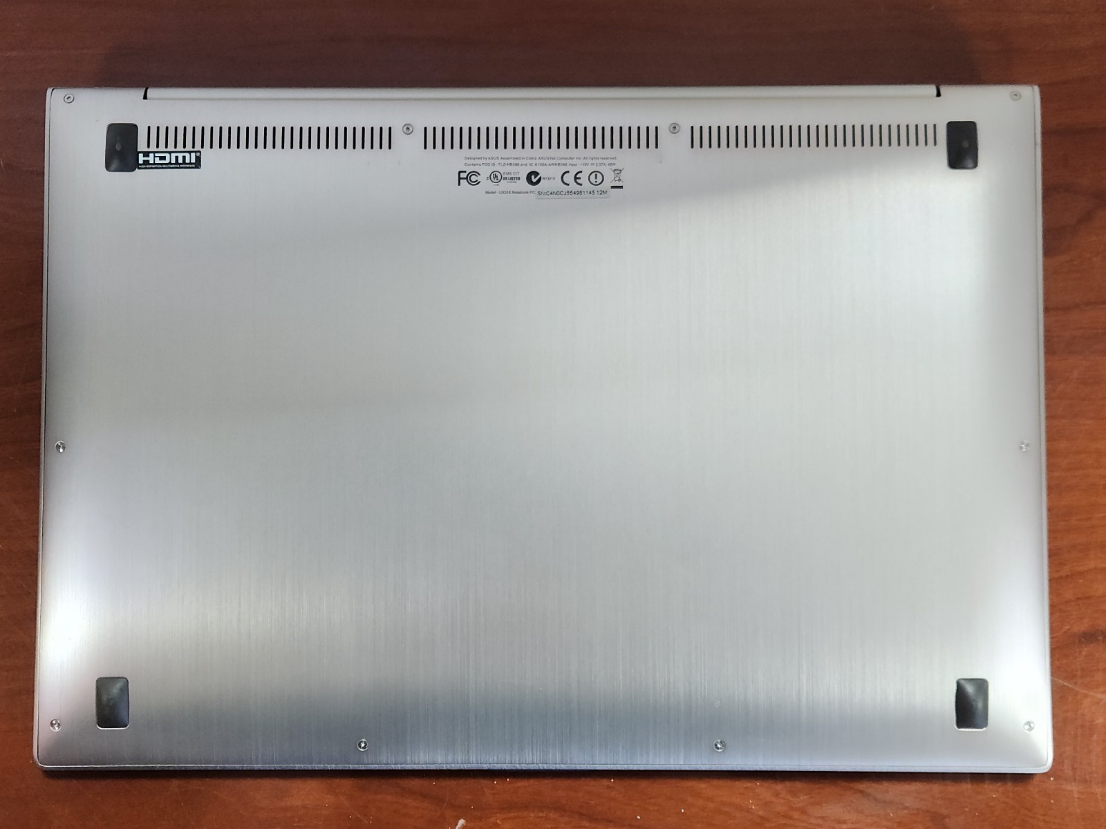 Asus 13.3 inch Zenbook Laptop 4GB 256GB | UX31-ESL6 win 11 home