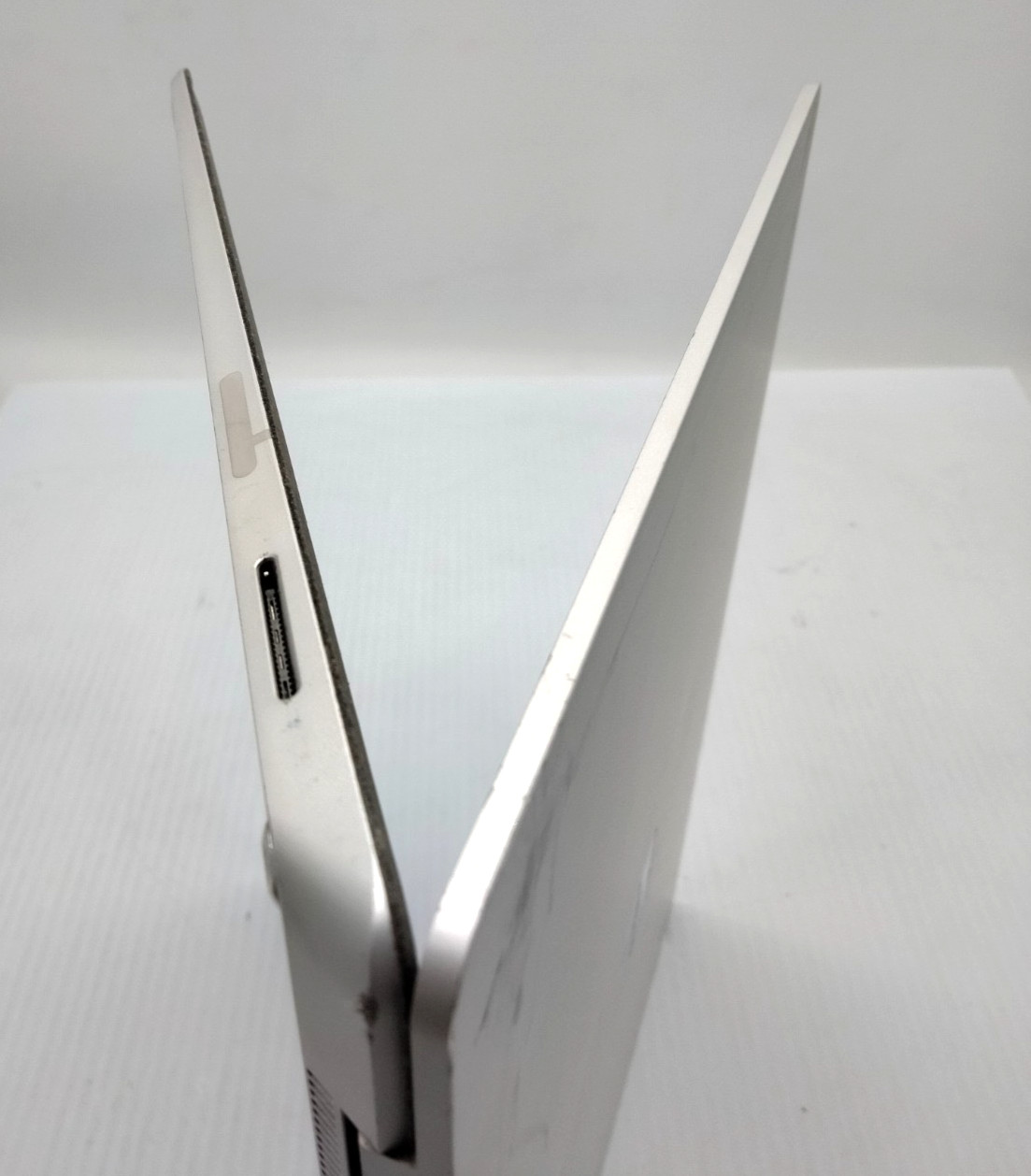 Microsoft Surface 1769 13.5” Touch i7-7660U 16GB RAM 512GB SSD Win 11 laptop