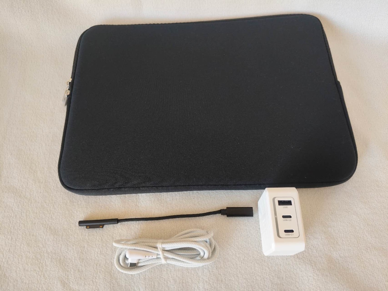 Microsoft Surface Pro 7 i7-1065G7, 16gb RAM 256gb SSD with Gift package