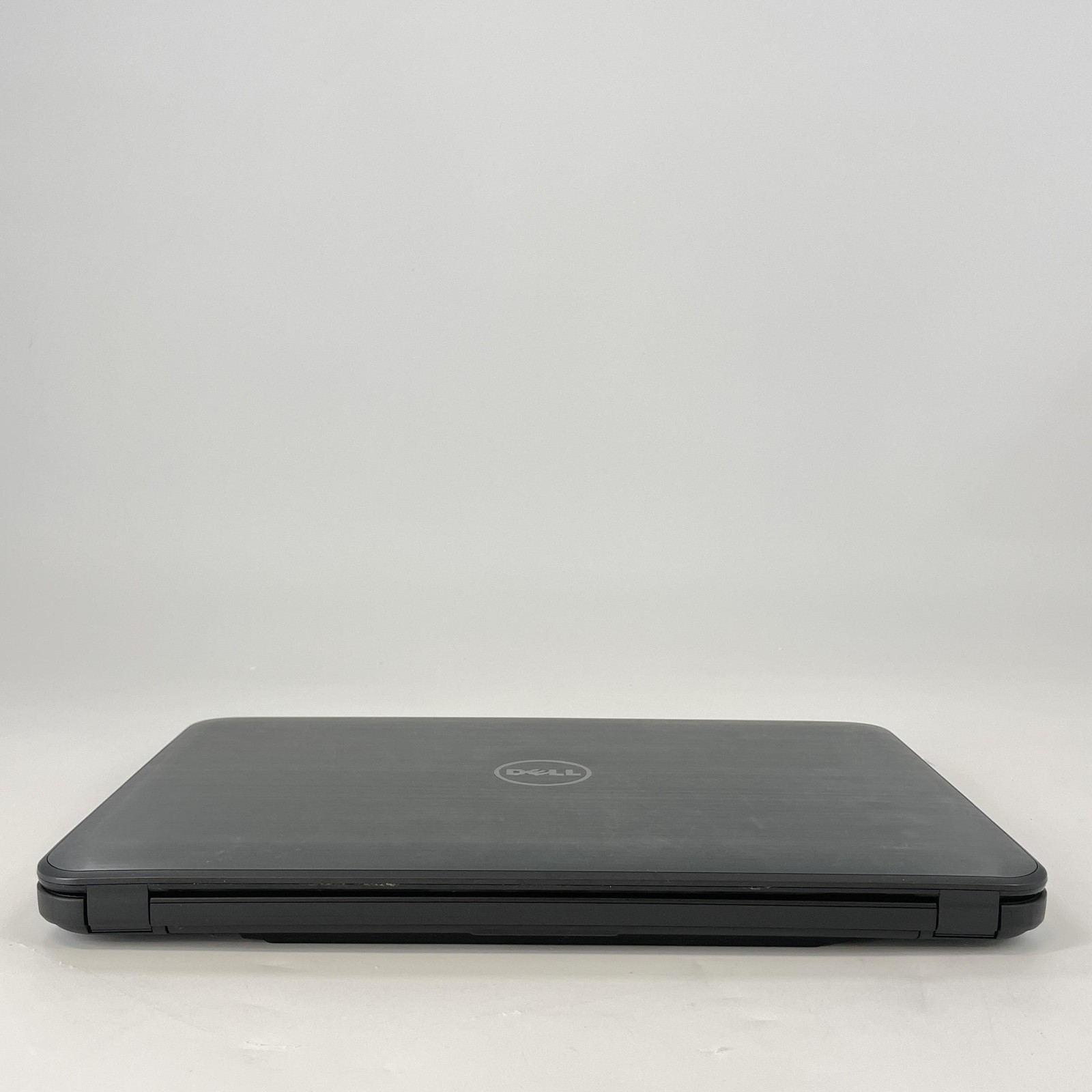 Dell Latitude 3540 15.6 2014 Gray HD TOUCH i5-4210U 1.70GHz 4GB 500GB HDD Fair
