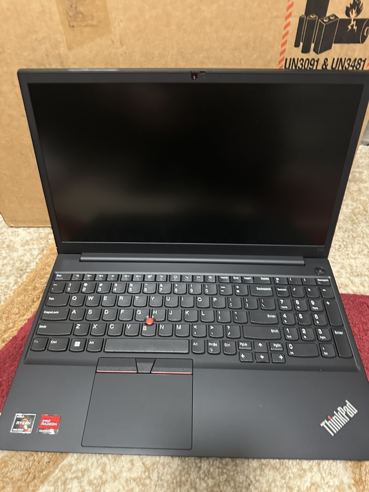 Think Pad E15 R3 5925u 256 8