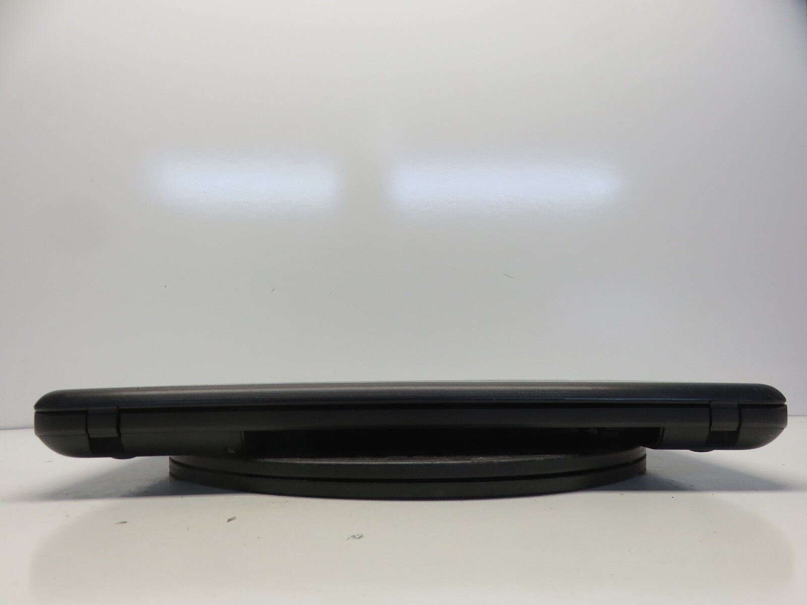 Toshiba Satellite C55-A5201 AMD E1-1200 1.4GHz 4 GB NO HDD No Batt