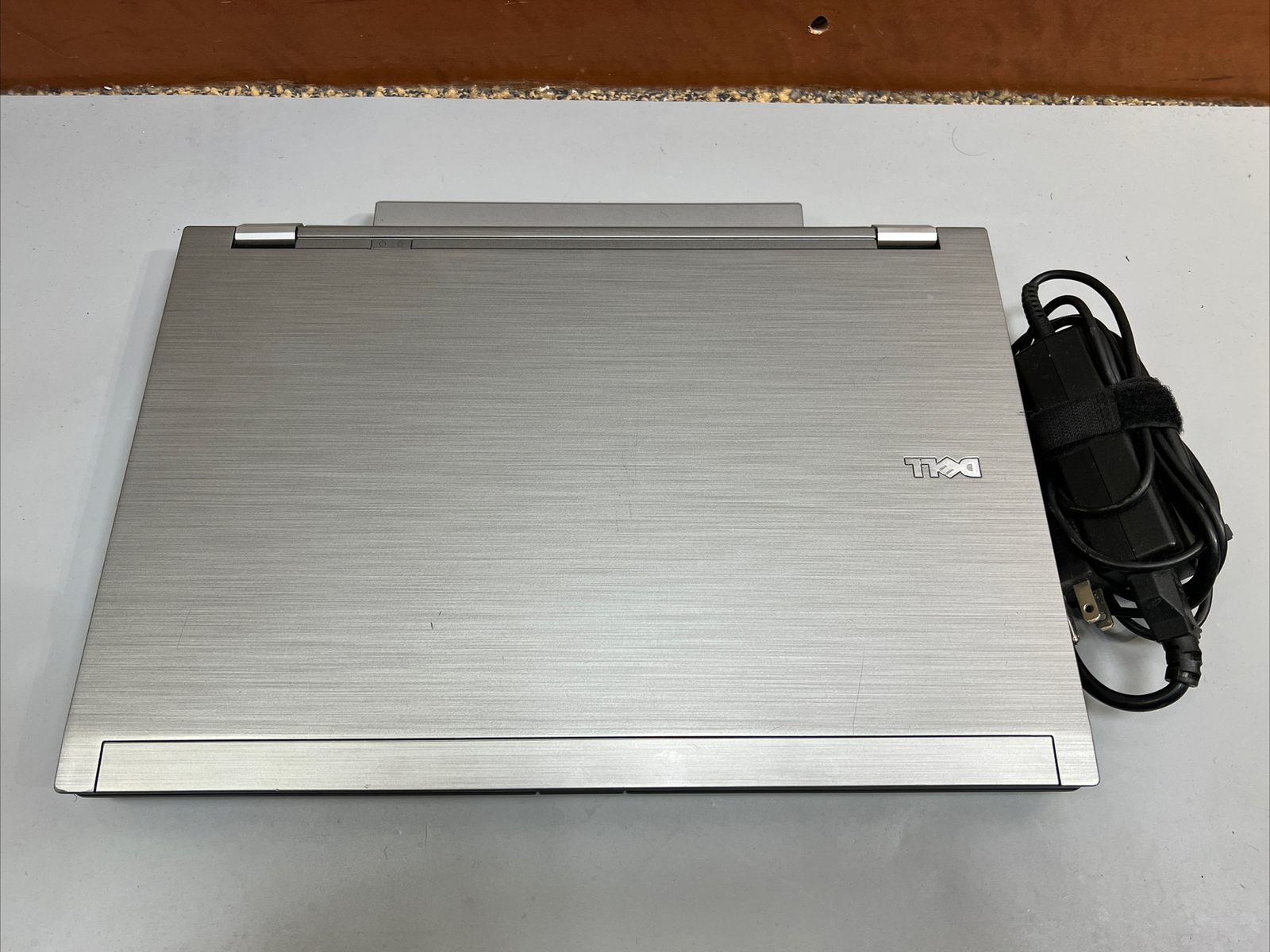 Dell Latitude E6510 15 6″ Core i7 M620 4GB RAM 500GB HDD Wifi NVIDIA BLUETOOTH