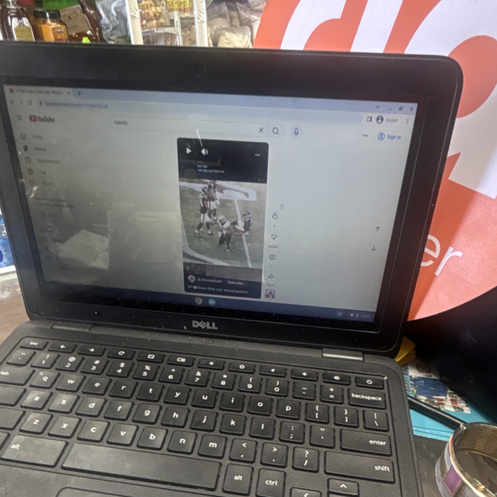 Dell Chromebook Notebook Laptop Black Intel Core i5-8365U 13.9 Inch Screen