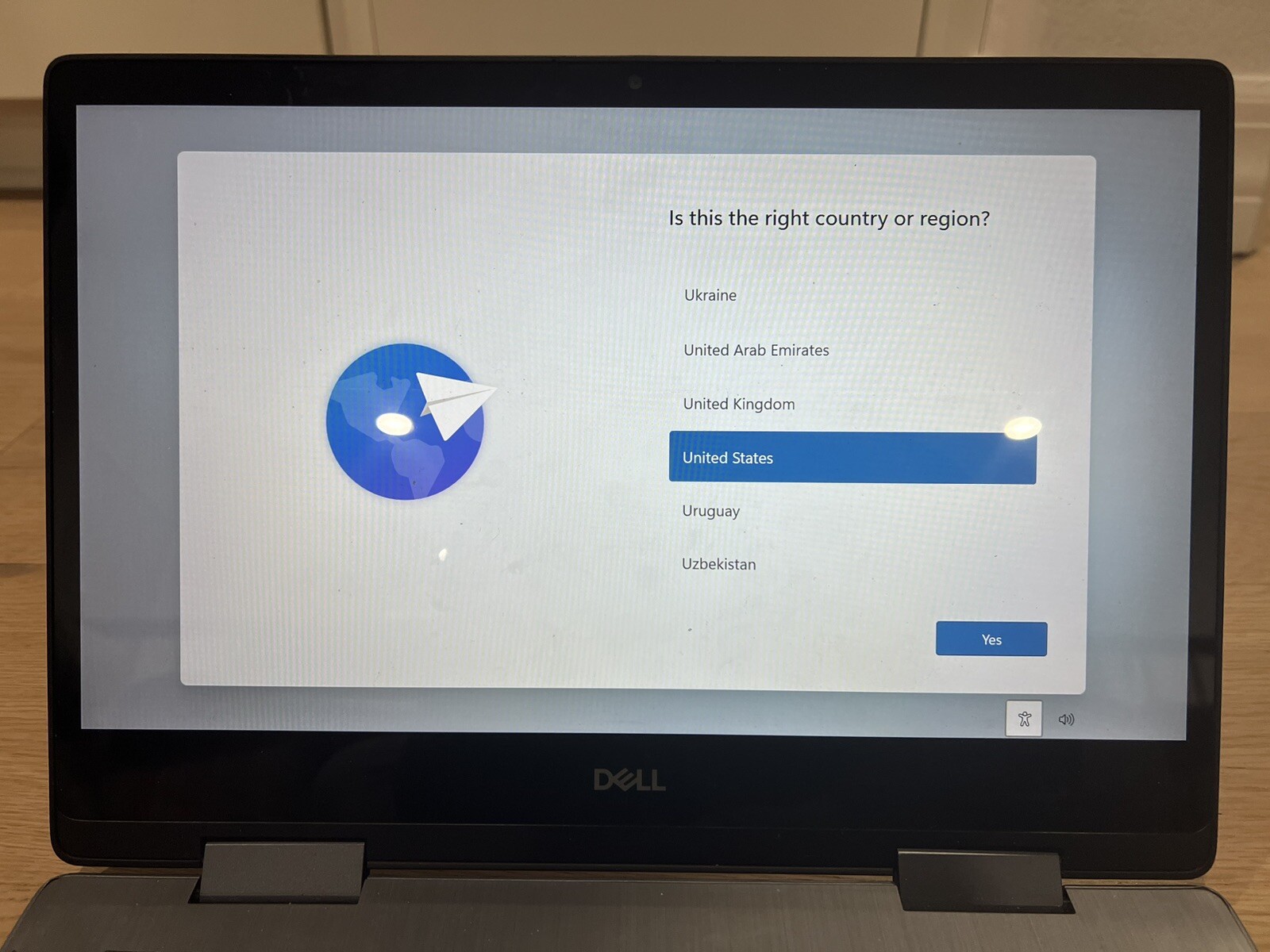 Dell Inspiron 14 5482 14 inch (256GB, Intel Core i7 8th Gen., 1.99GHz, 8GB)