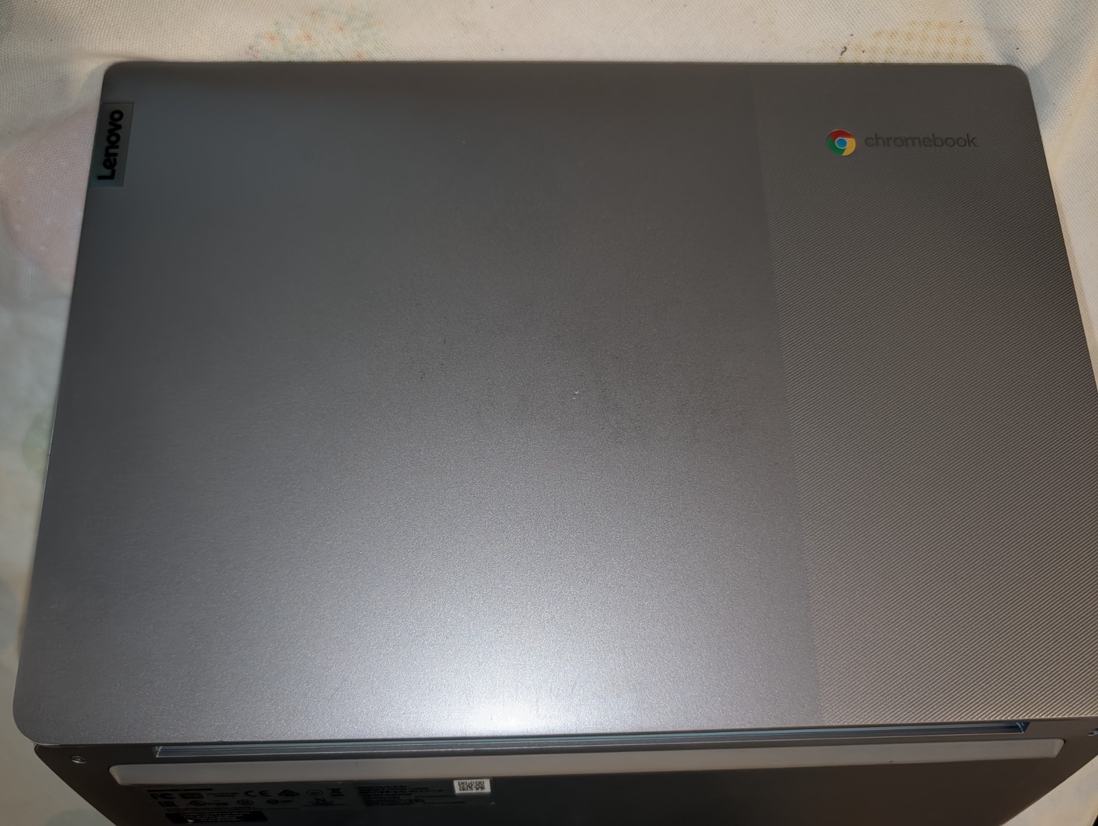 Lenovo IdeaPad 3 14M836 14″ Chromebook MT8183 4GB 64GB Chrome OS 82KN0001US