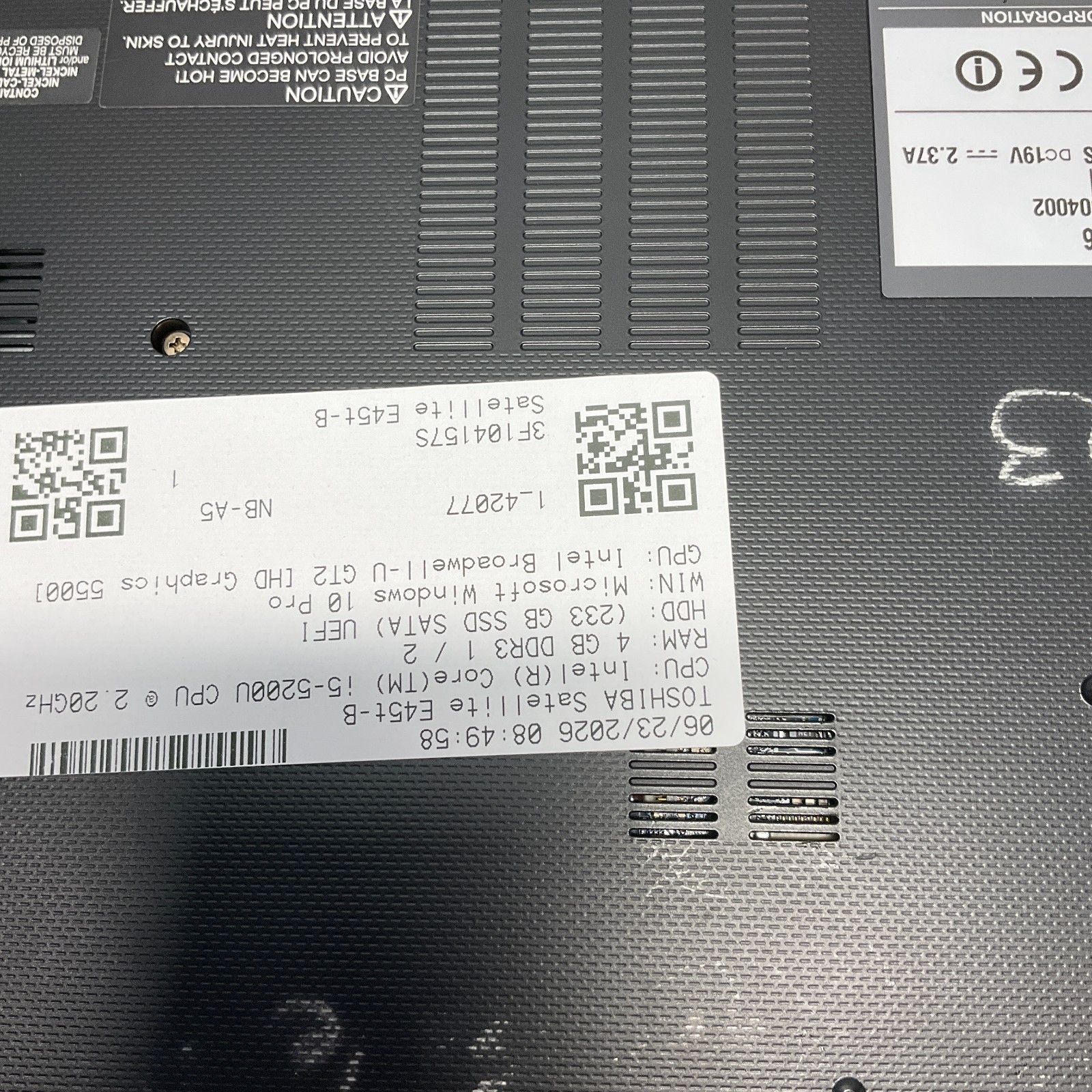 Toshiba Satellite E45t-B i5-5200U 2.20 Ghz 4GB 250GB SSD Win 10 Laptop NO BATT