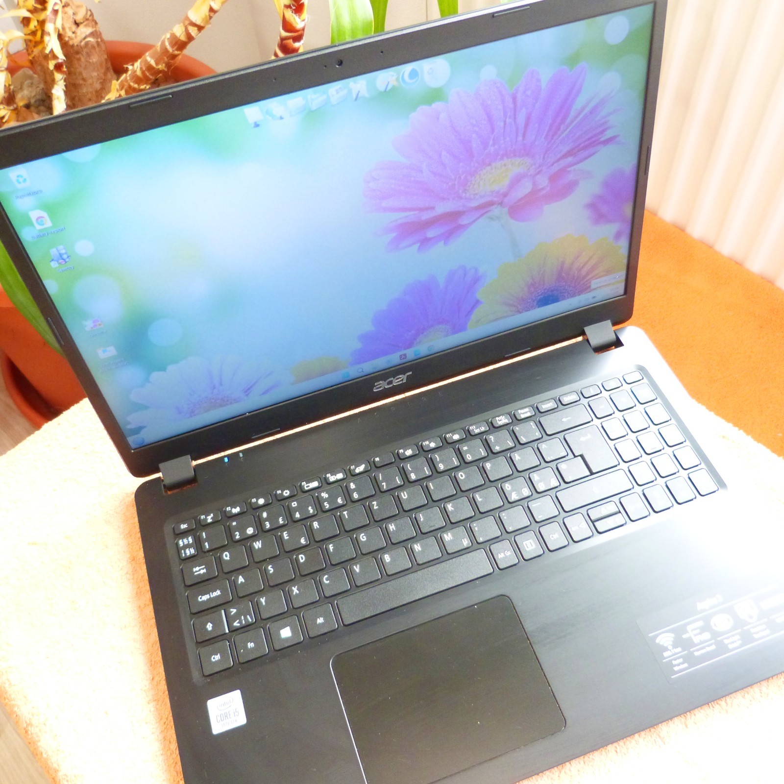 Acer A315 15″ FULLHD Ultrabook l 512GB SSD Windows 11 Pro l Core i5 10 Gen