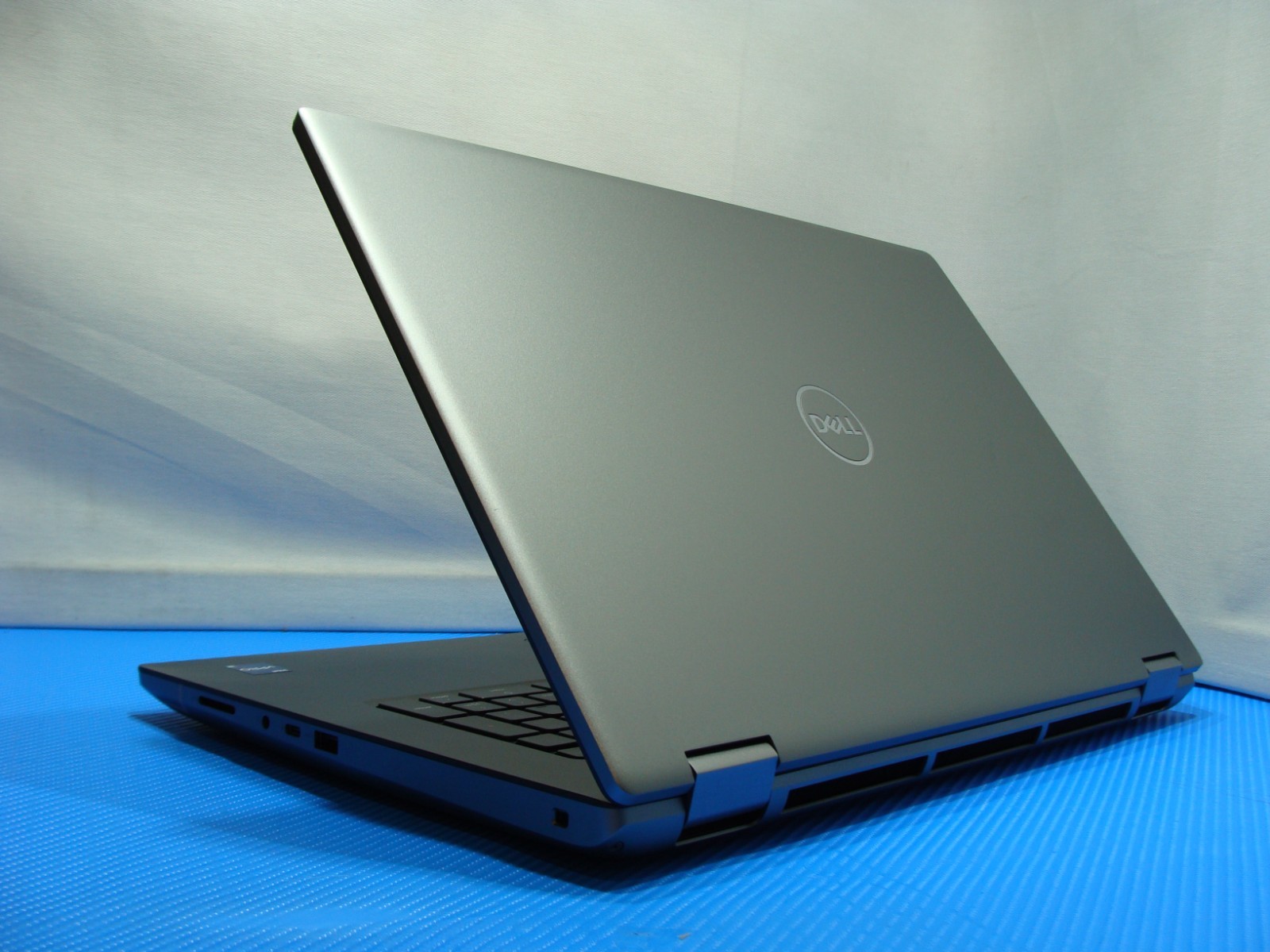 Dell Precision 7770 17.3″FHD i7-12850HX max4.8GHz 32GB 256GB RTX A3000 12GB +PA