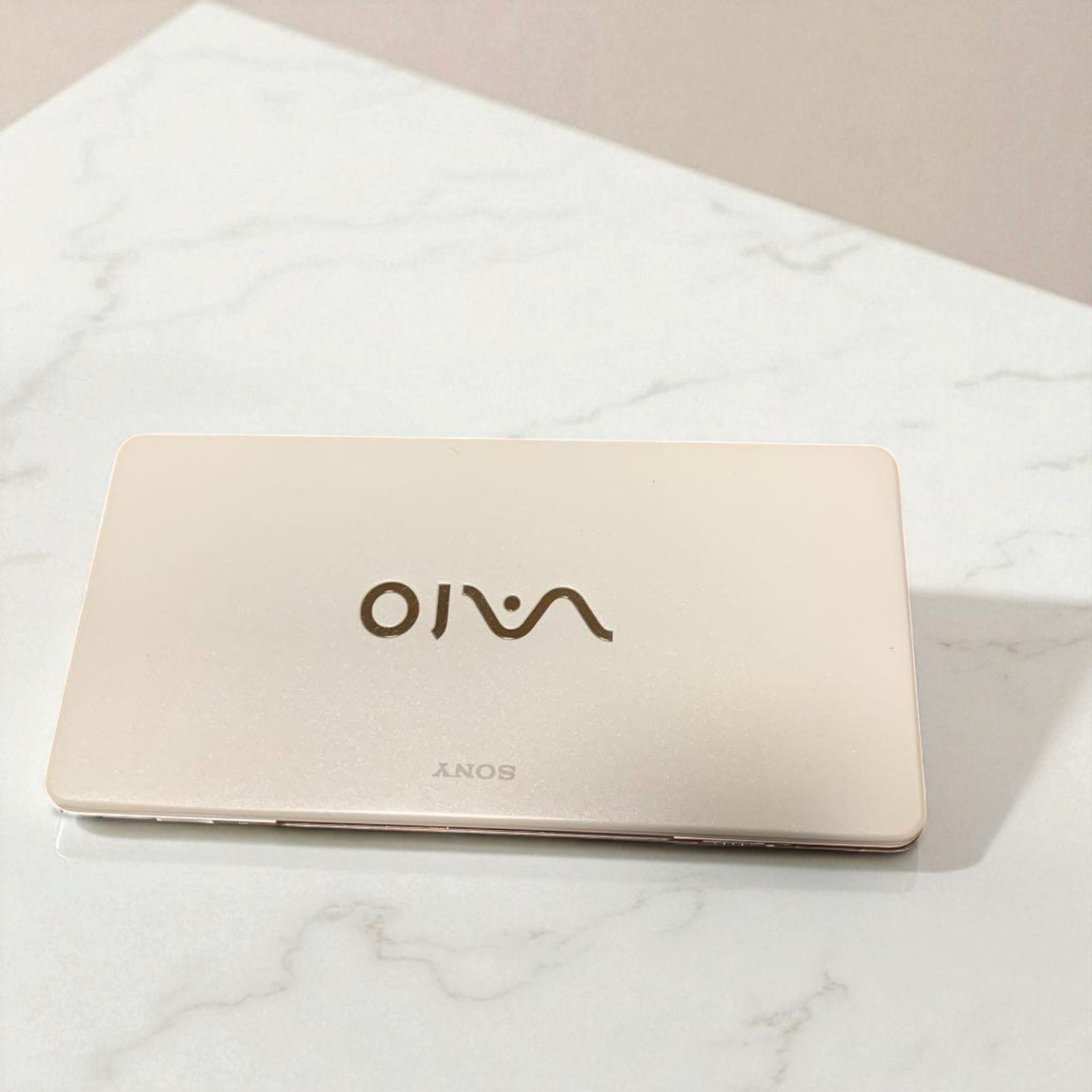 Sony VAIO type P VGN-P70H Peridot White Atom Z520 2GB UMPC JP