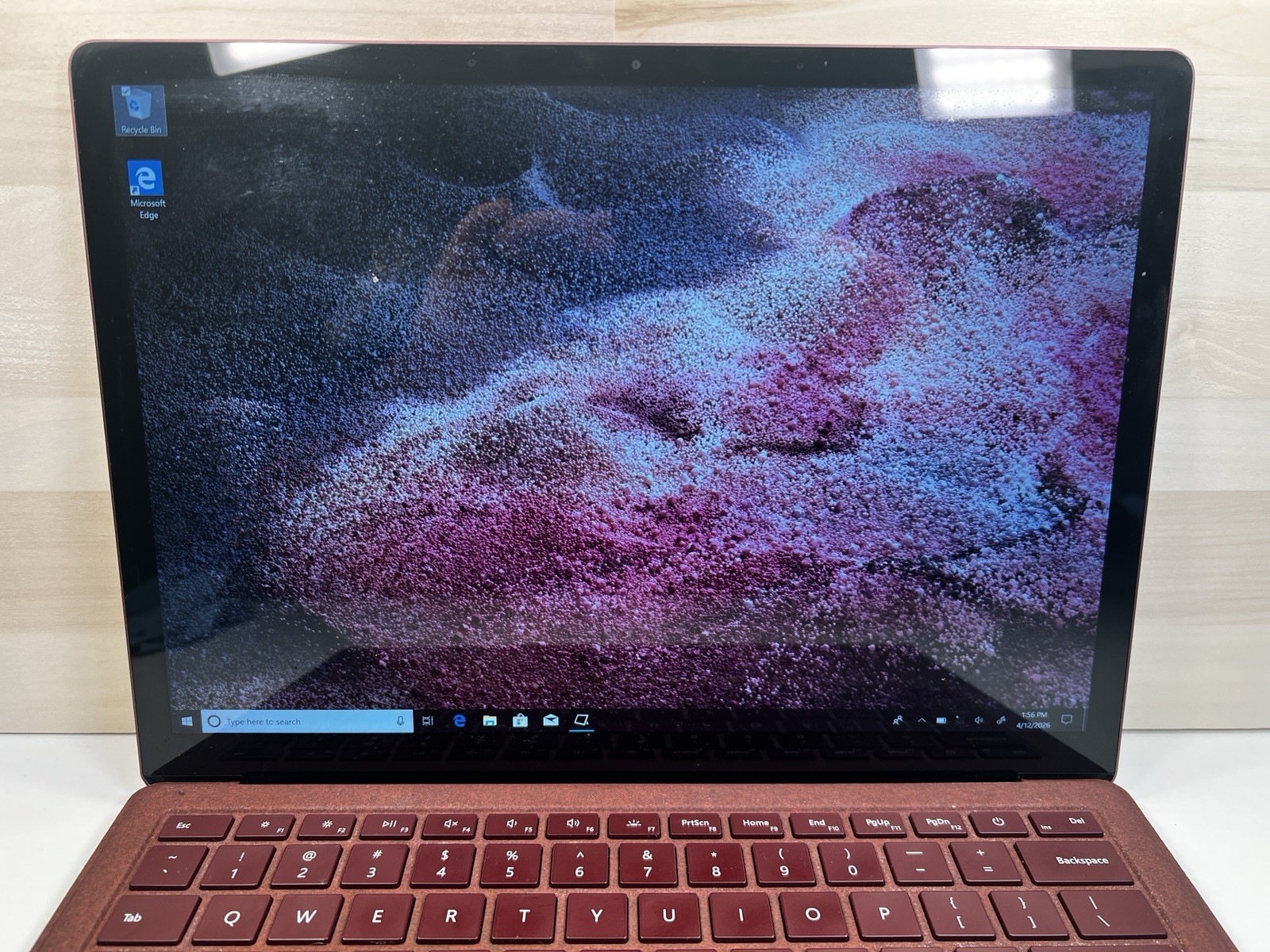 Microsoft Surface laptop 2 13.5″ (256GB, Intel Core i5 8th Gen. 1.60 GHz, 8 GB)