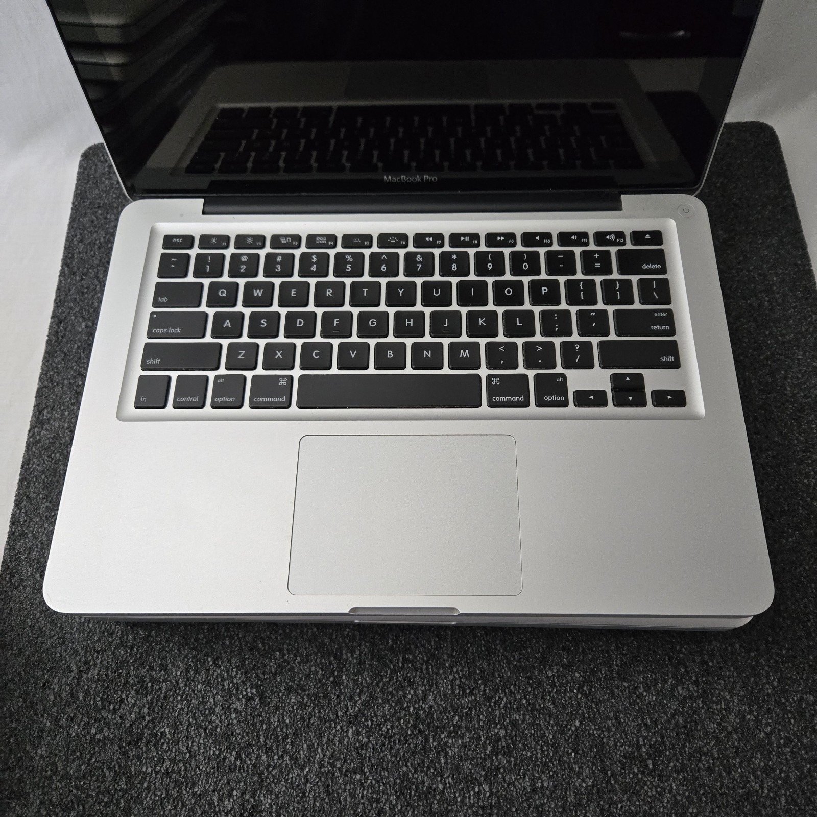 Lot of (8) Apple MacBook Pro A1278 intel i5 2.3 & 2.5 – Mixed Ram & HDD – PARTS
