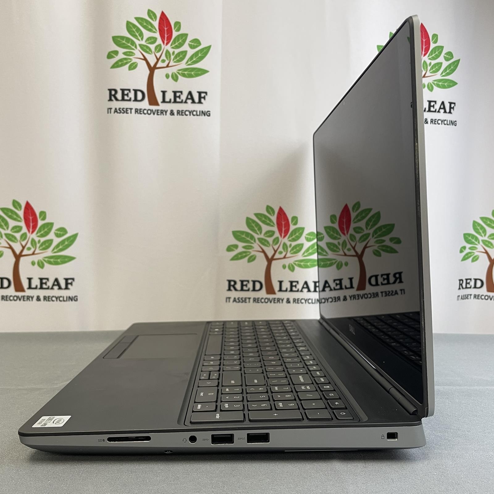 Dell Precision 7550 15.6″ FHD Touch, Core i7-10850H, 32GB, 1TB NVMe, Win 11 Pro