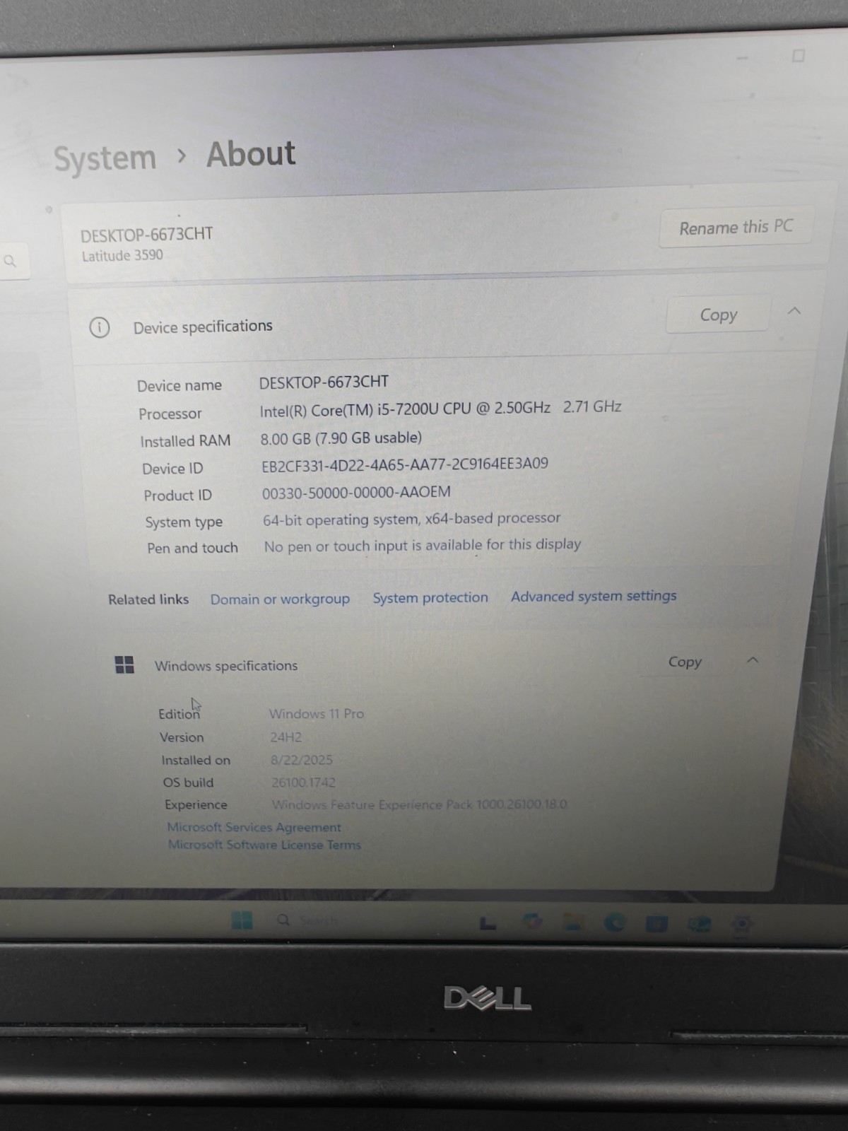 Dell Latitude 3590 Laptop i5-7200U 8GB Ram 256GB SSD Win 11 Pro Poor!