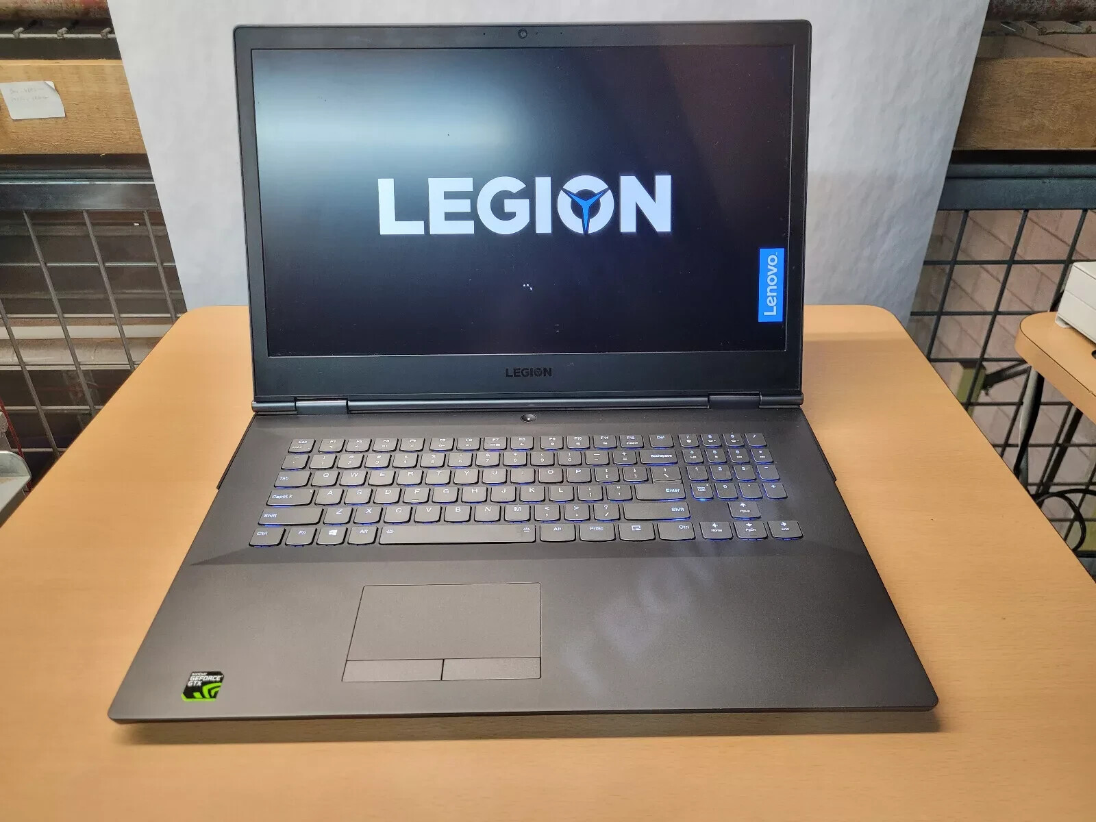 Lenovo Legion Y730-17ICH Laptop i7-8750H 2.20 GHz 16GB 128GB SSD GTX 1050Ti W10H