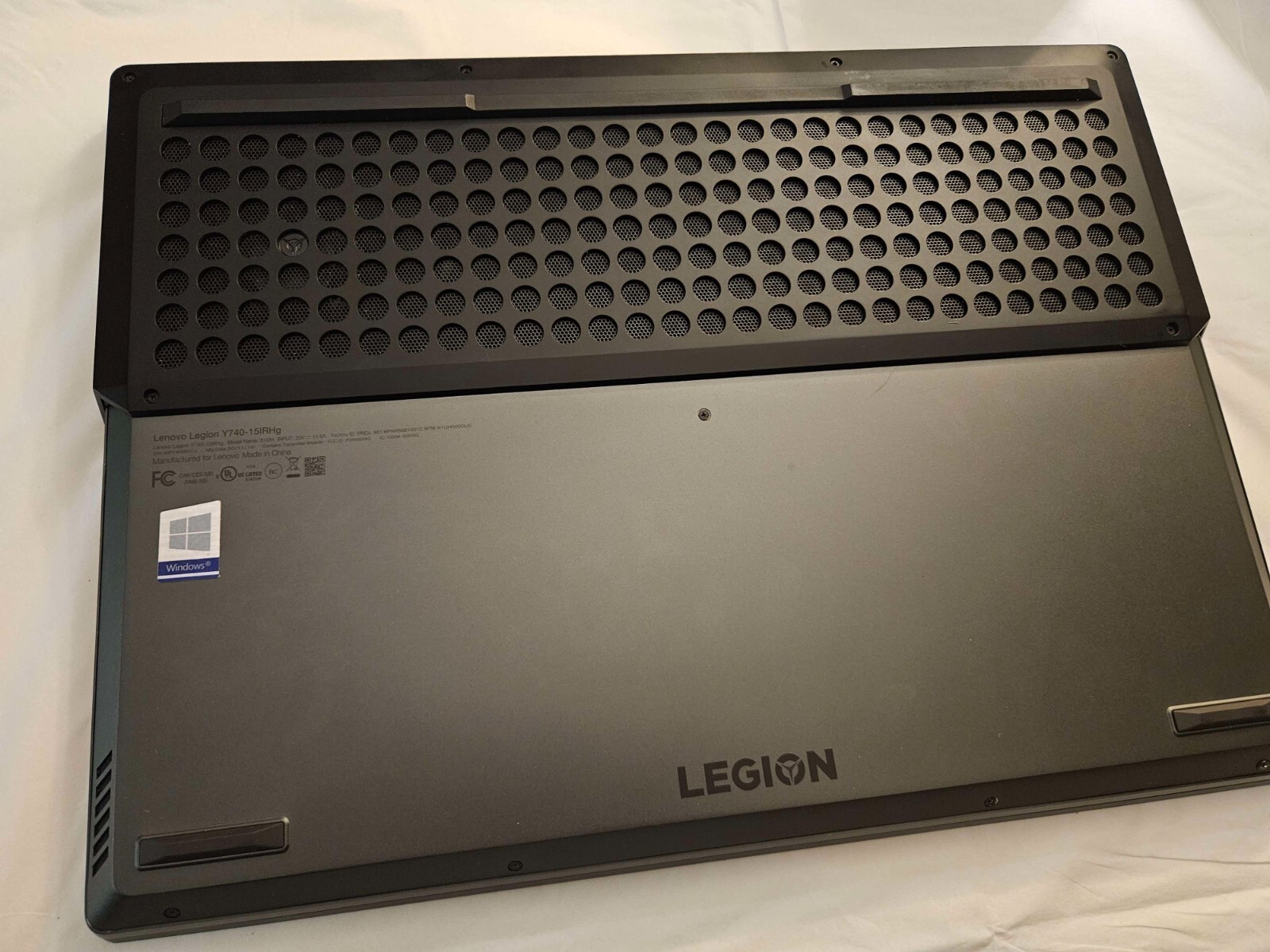 Lenovo Legion Y740-15IRHg 15.6 inch (1.5TB, Intel i7 9th Gen., 2.60GHz, 16GB)