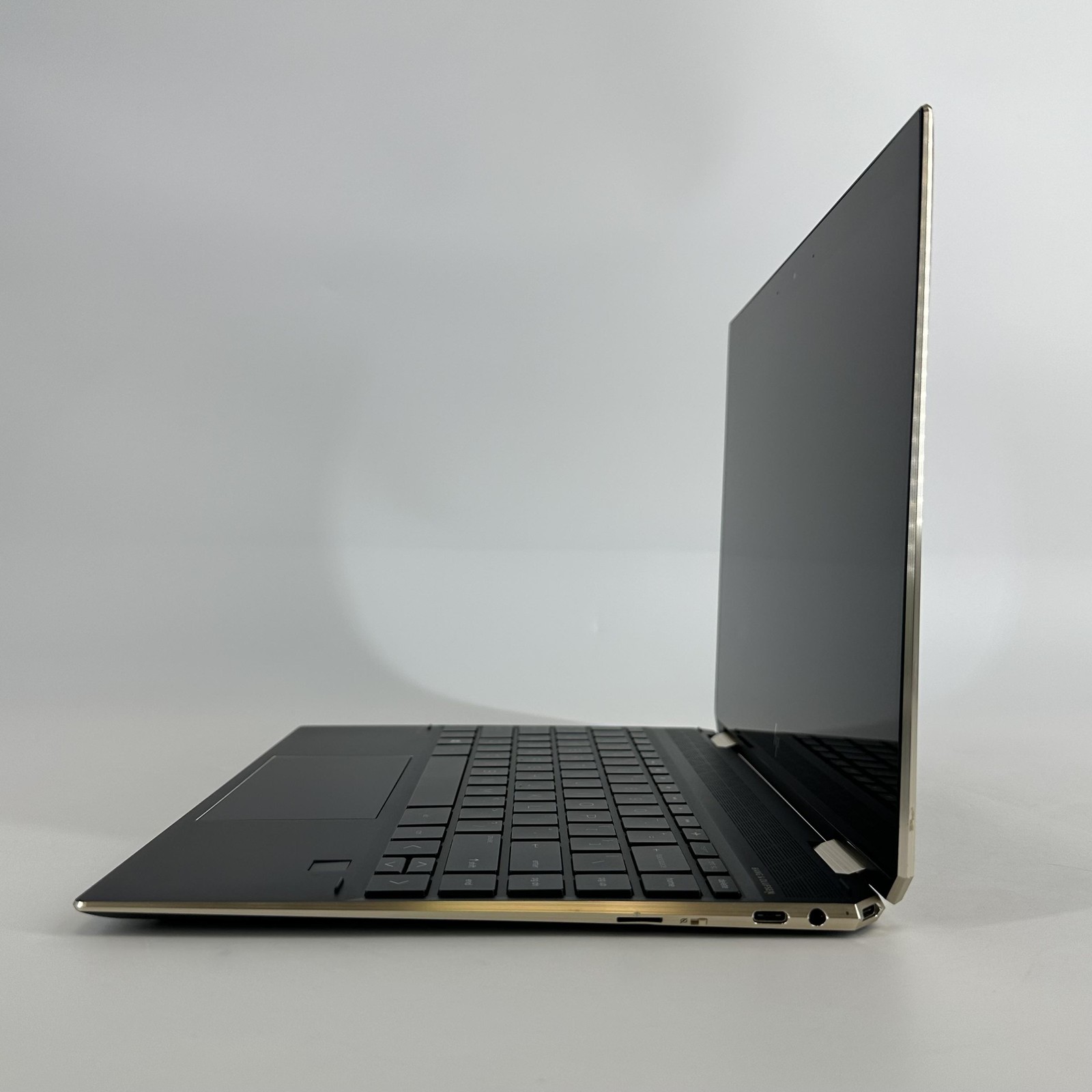 HP Spectre 13 x360 Blue 4K TOUCH i5-8265U 1.60GHz 8GB RAM 256GB SSD Very Good