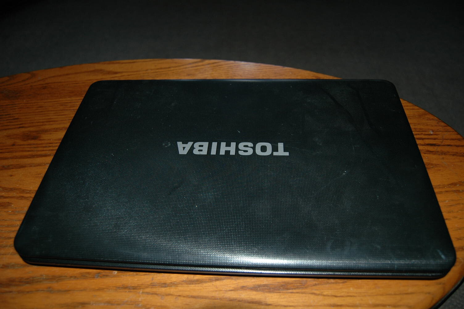 Toshiba Satellite 15.5 Inch Laptop As Parts Repair Dead Gold Recovery Scrap