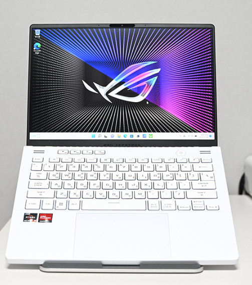 ASUS ROG Zephyrus G16 16″ GU605CP-QR025W / Win11 RTX5070 32GB/1TB Ultra 9 285H