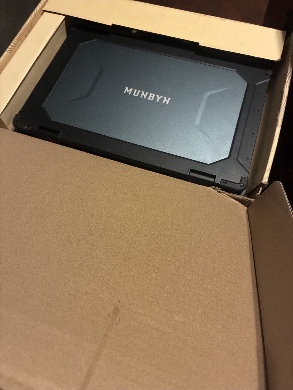 laptop MUNBYN