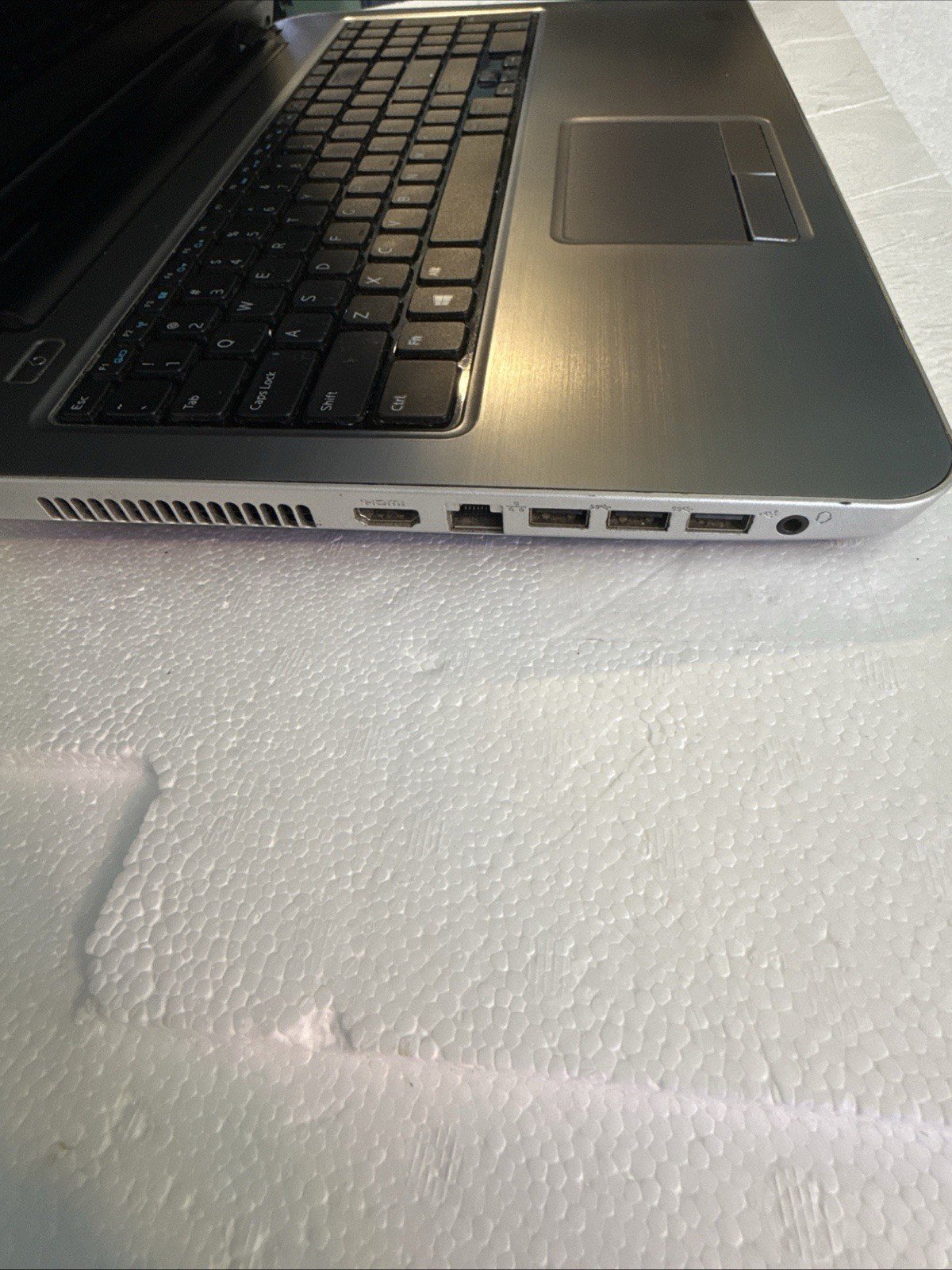 DELl Inspiron 17R-5721 Intel Core i7 3rd Gen -3100 1 TS SATA II Hard
