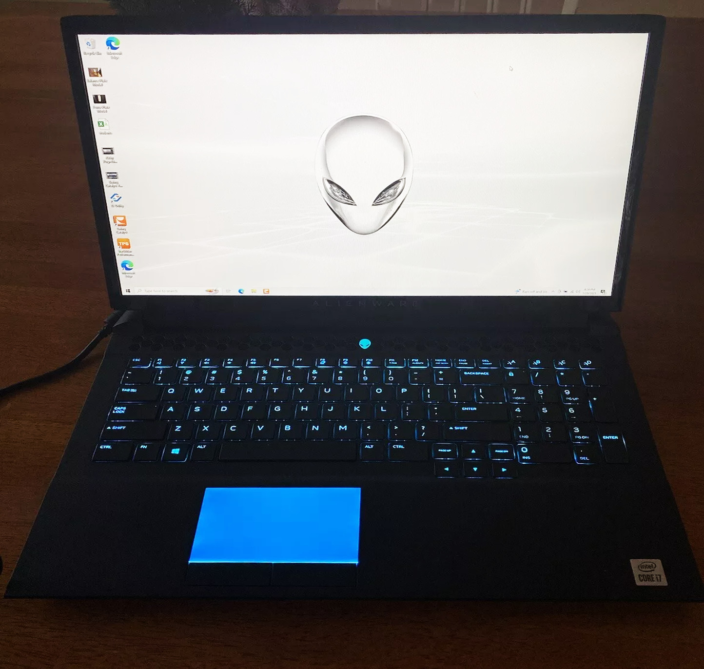 Alienware Area-51m i7-9700 3.00GHz 32GB RAM 1.5Tb SSD 17.3″ FHD RTX2070 8GB