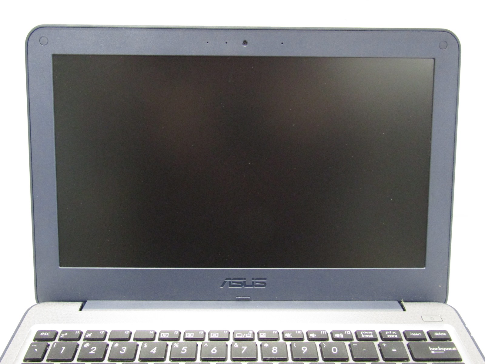 Asus Vivobook W202NA-YS03 1.2GHz Celeron N3350 4GB RAM 64GB eMMC NO OS + Charger