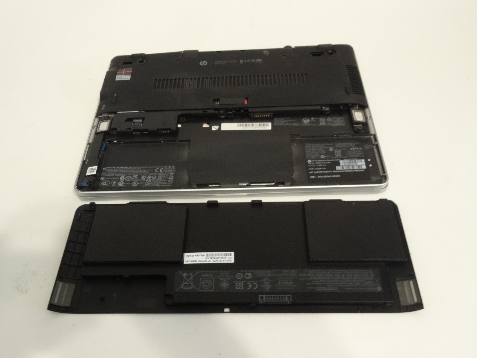 HP EliteBook Revolve 810 G1 i5-3437U 4GB Convertible Touchscreen Tablet PC