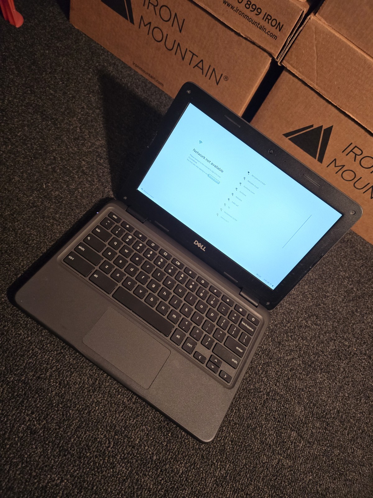 DELL- Chromebook 3100 11.6” 4GB RAM/32GB eMMC) [P29T001] Laptop ***