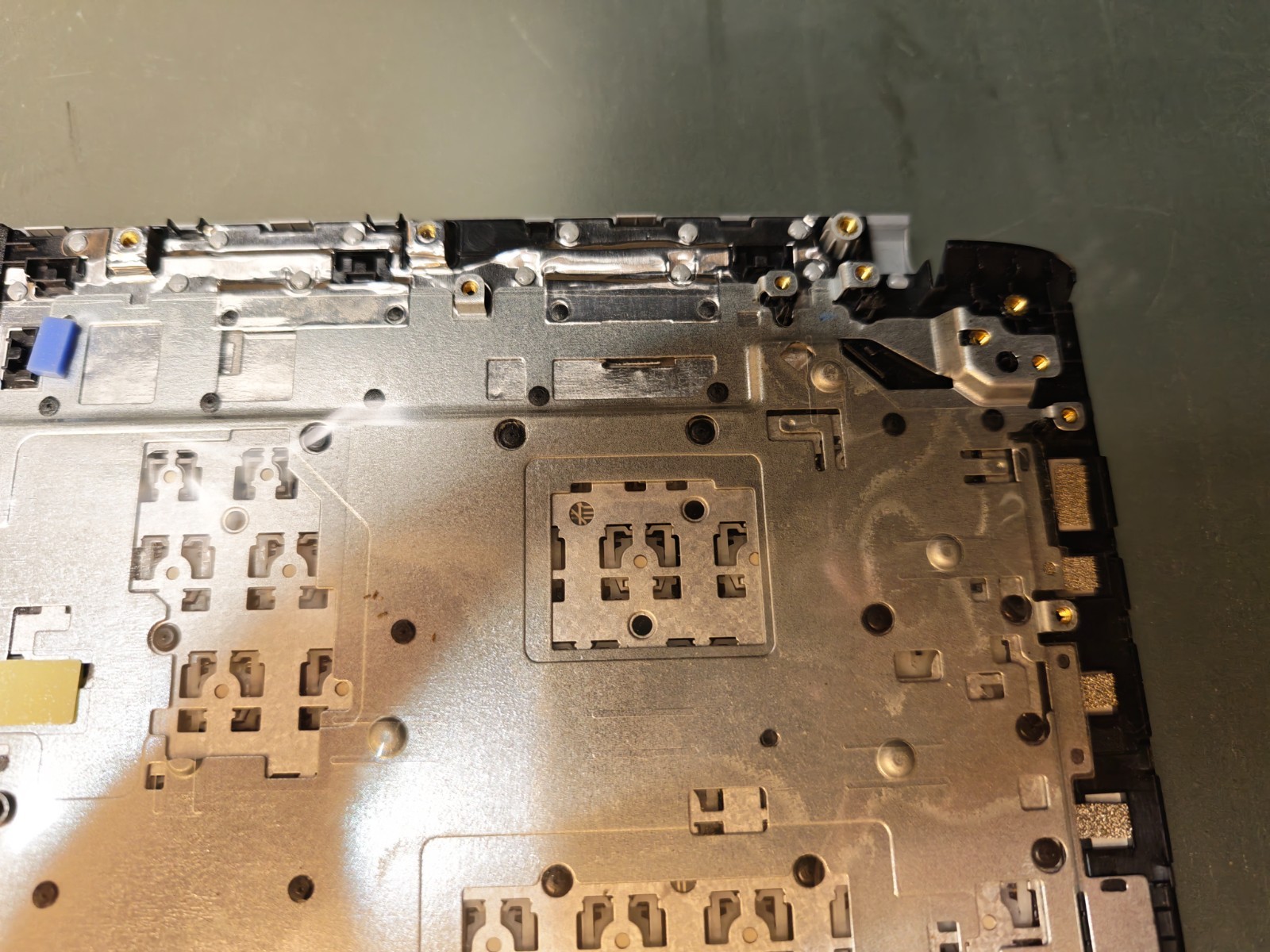 ACER A515-51 A515-41 A615-51 TOP BODY PALMREST AM20X000100 #