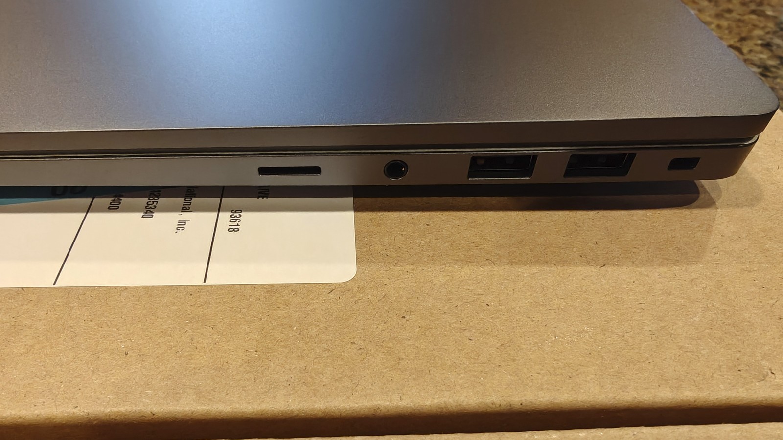 Galaxy Book 6 Win 11 Home | 16 GB | 512 GB | 16.0 Touch | Intel Core Ultra 7 355