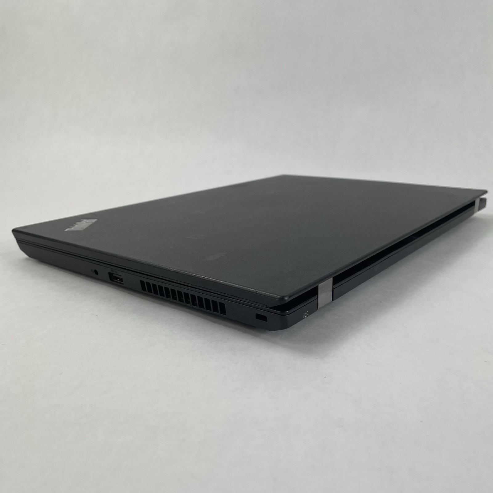 Lenovo ThinkPad L580 15.6″ i5-8250U 1.60 GHz 8 GB RAM No SSD/OS/AC – Missing Key
