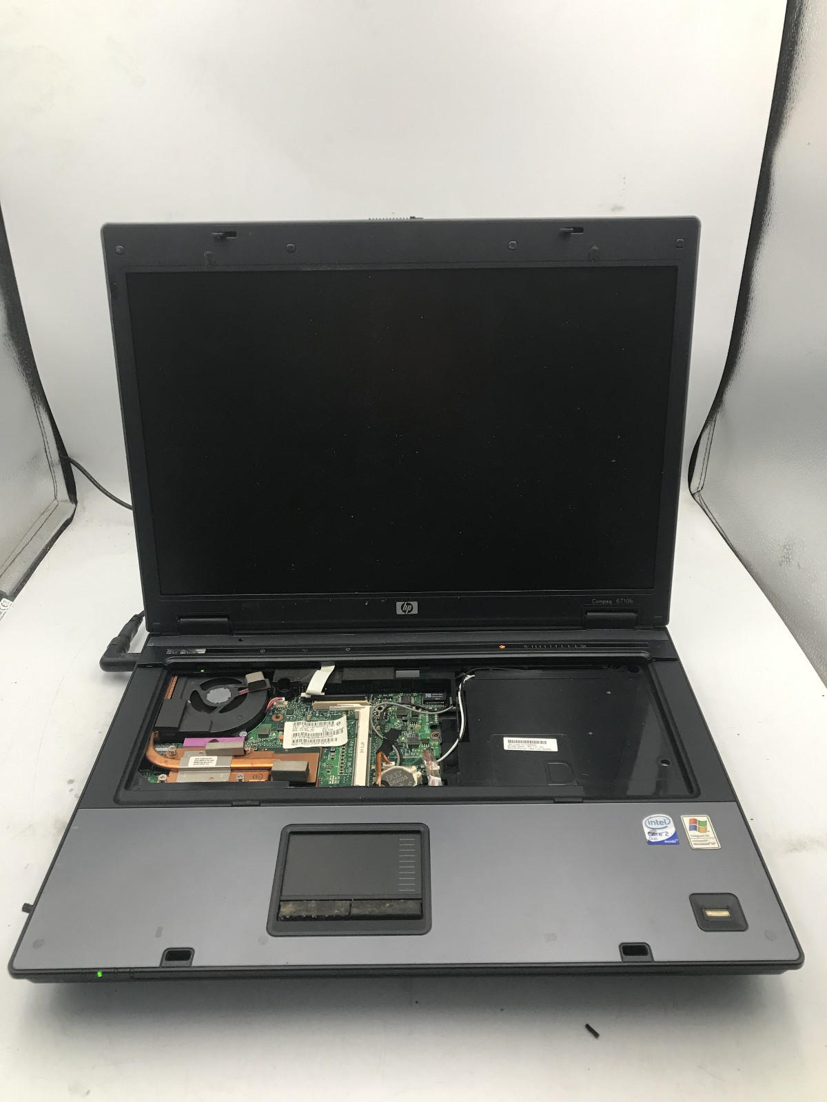HP COMPAQ 6710B – FOR PARTS/REPAIR – INTEL CORE 2 DUO – NO RAM – READ DESC – BB!