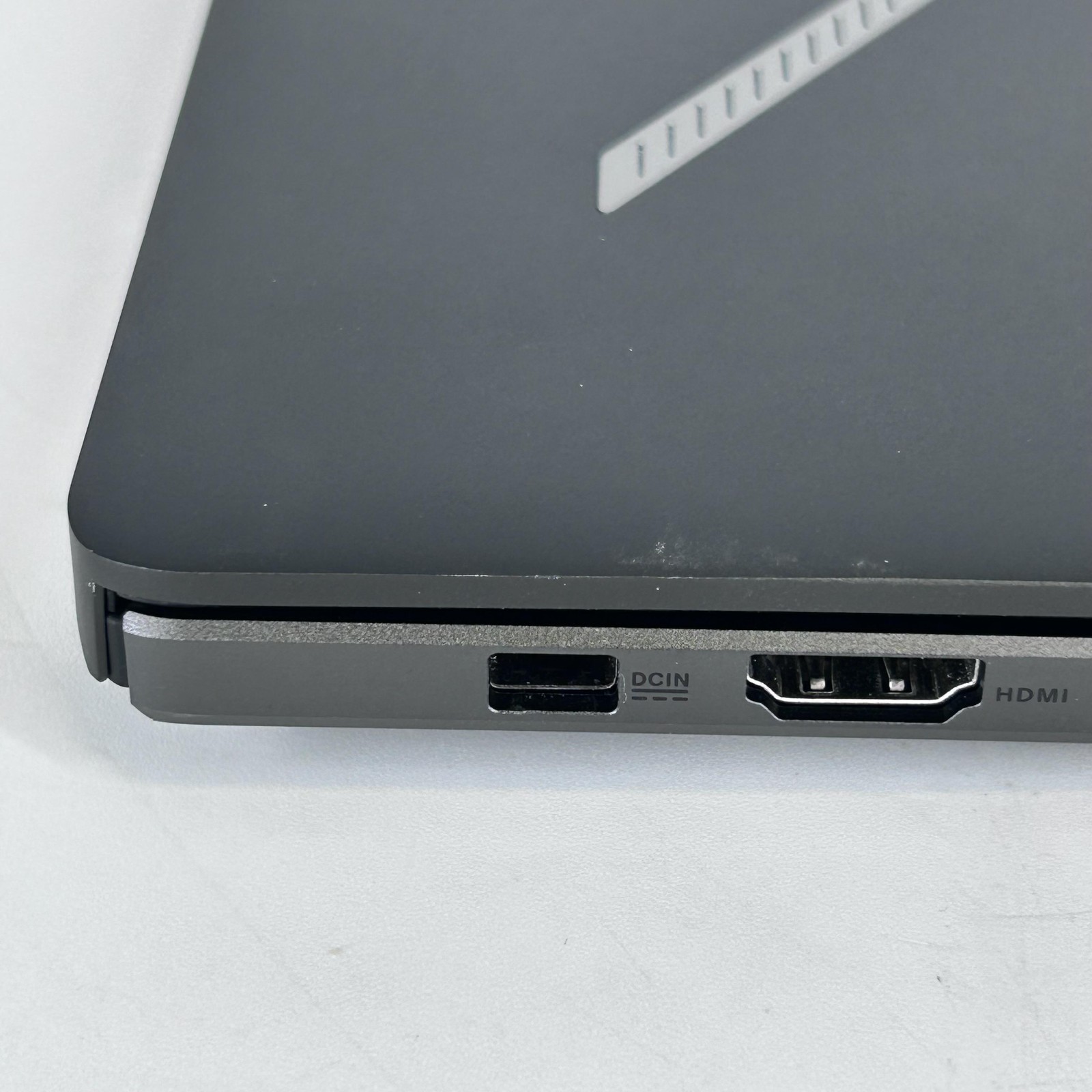 Asus ROG Zephyrus G16 GU605 16 240Hz QHD+ 2.9GHz Ultra 9 285H 32GB 2TB RTX 5080