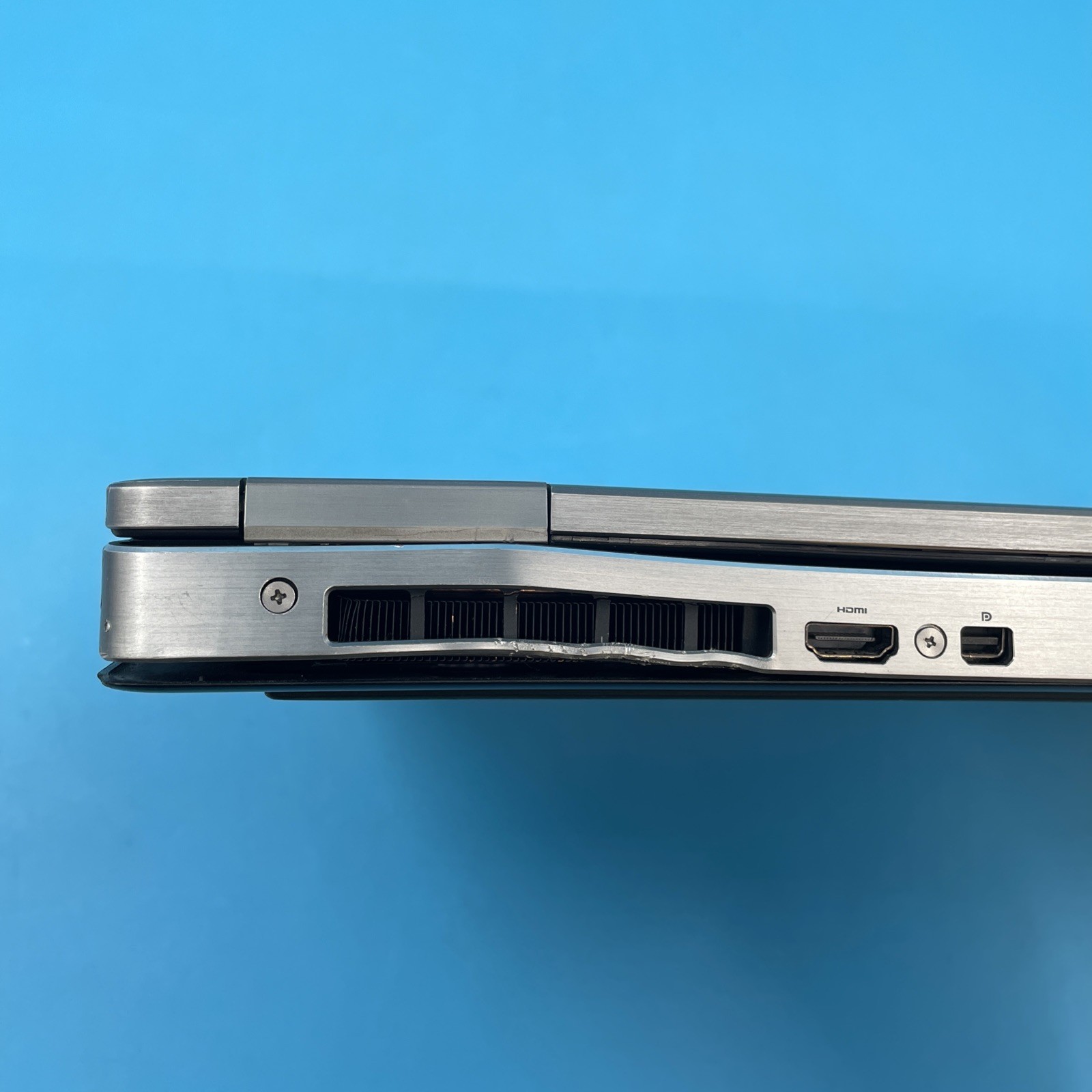 (LOT OF 3) Dell Precision 7740 | i7-9750H | 16GB | NO DRIVE | RTX3000 | NO OS