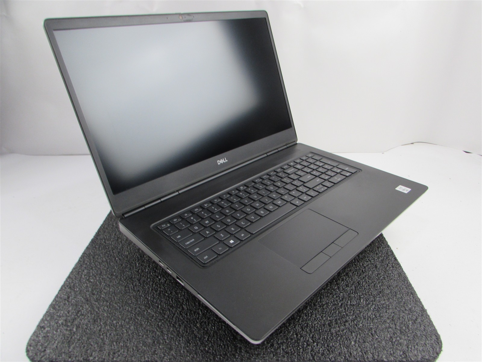 DELL PRECISION 7750 FHD I7-10875H 512GB 64GB RAM RTX 4000 WIN 11 PRO NO BATT