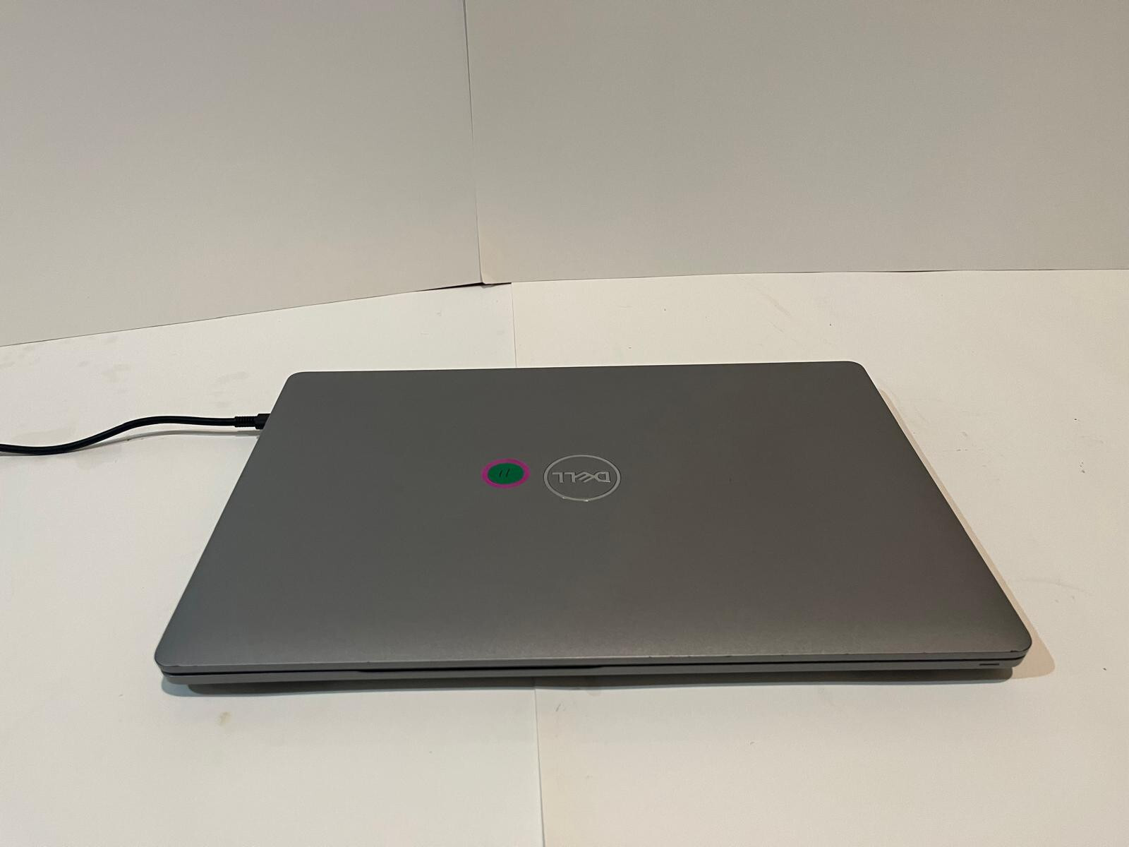 Dell Latitude 3551 i7 10750H 5.0 GHz 16GB RAM 512GB SSD Windows 10 Pro